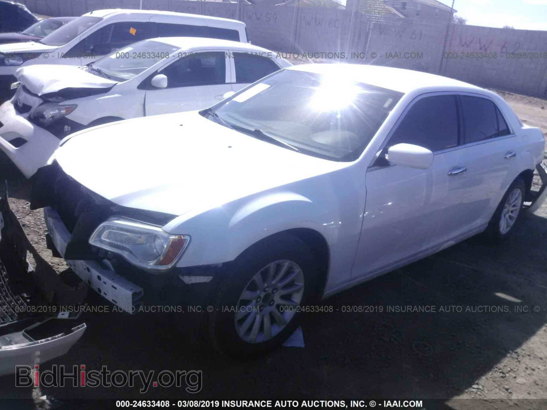 2012 CHRYSLER 300 - VIN: 2C3CCAAGXCH114176 - Фото 2