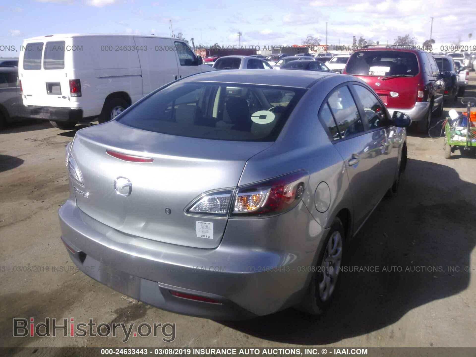 2011 MAZDA 3 - VIN: JM1BL1UG1B1490748 - Photo 4