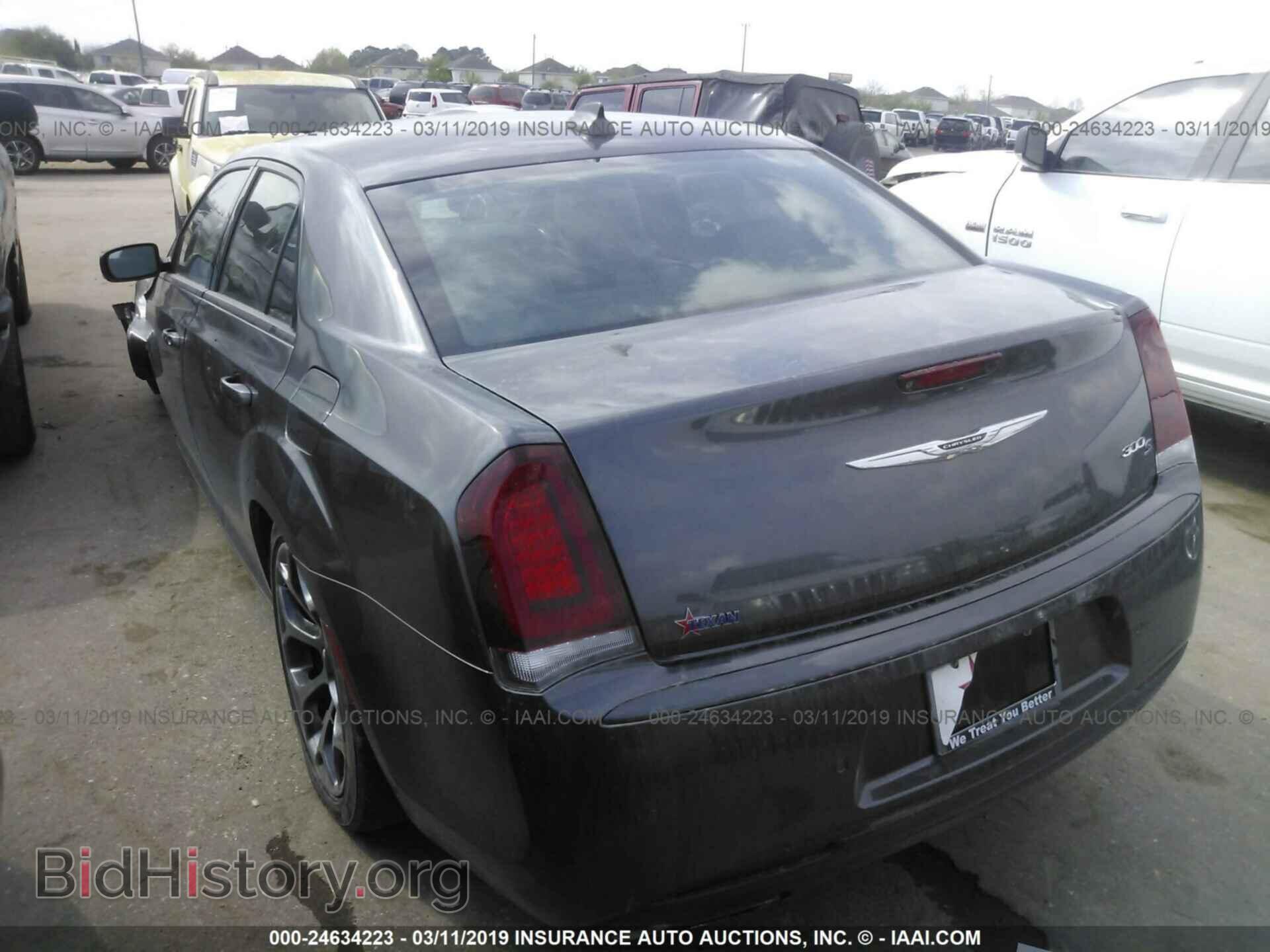 2015 CHRYSLER 300 - VIN: 2C3CCABG9FH755760 - Фото 3