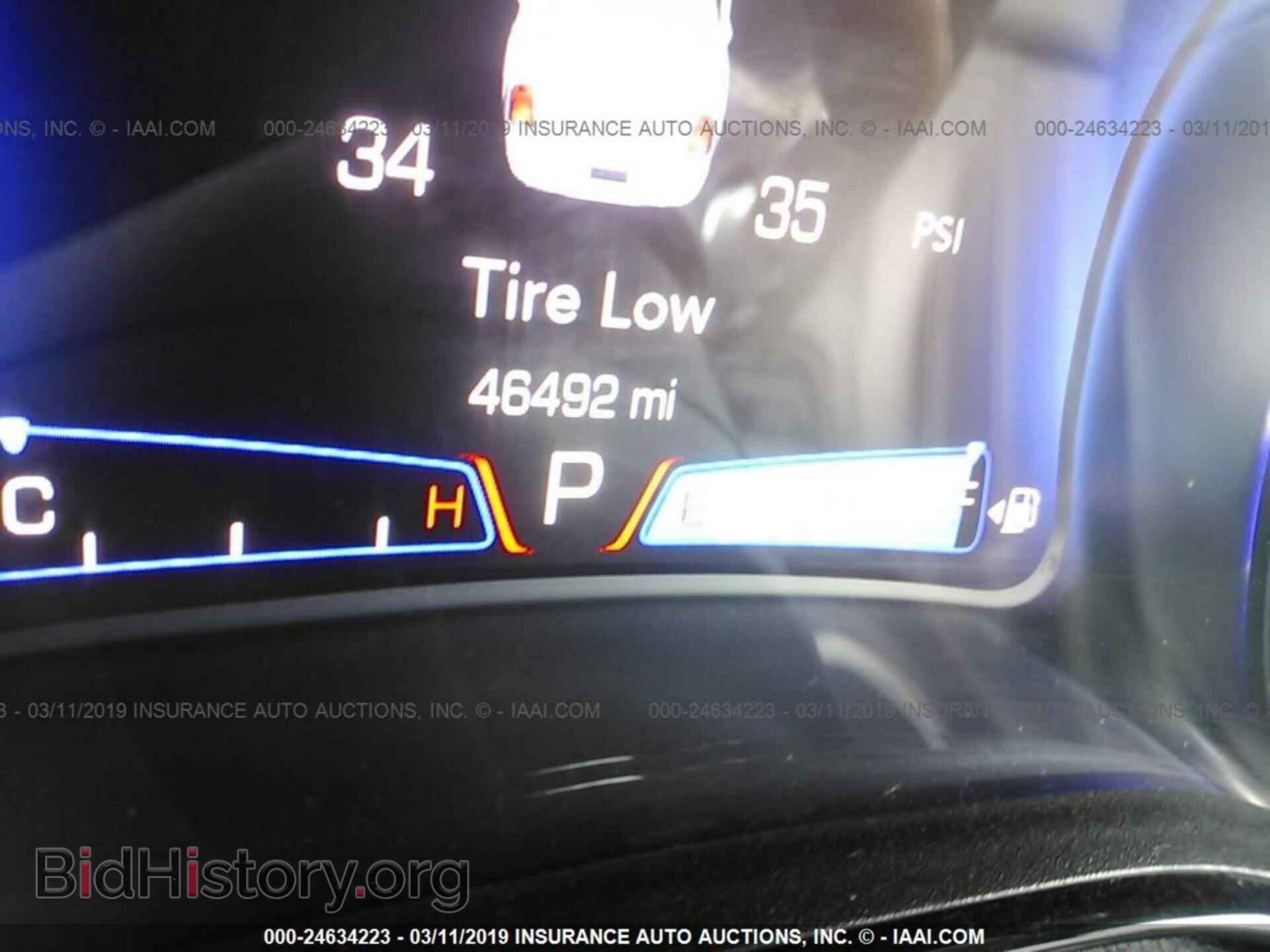 2015 CHRYSLER 300 - VIN: 2C3CCABG9FH755760 - Фото 7