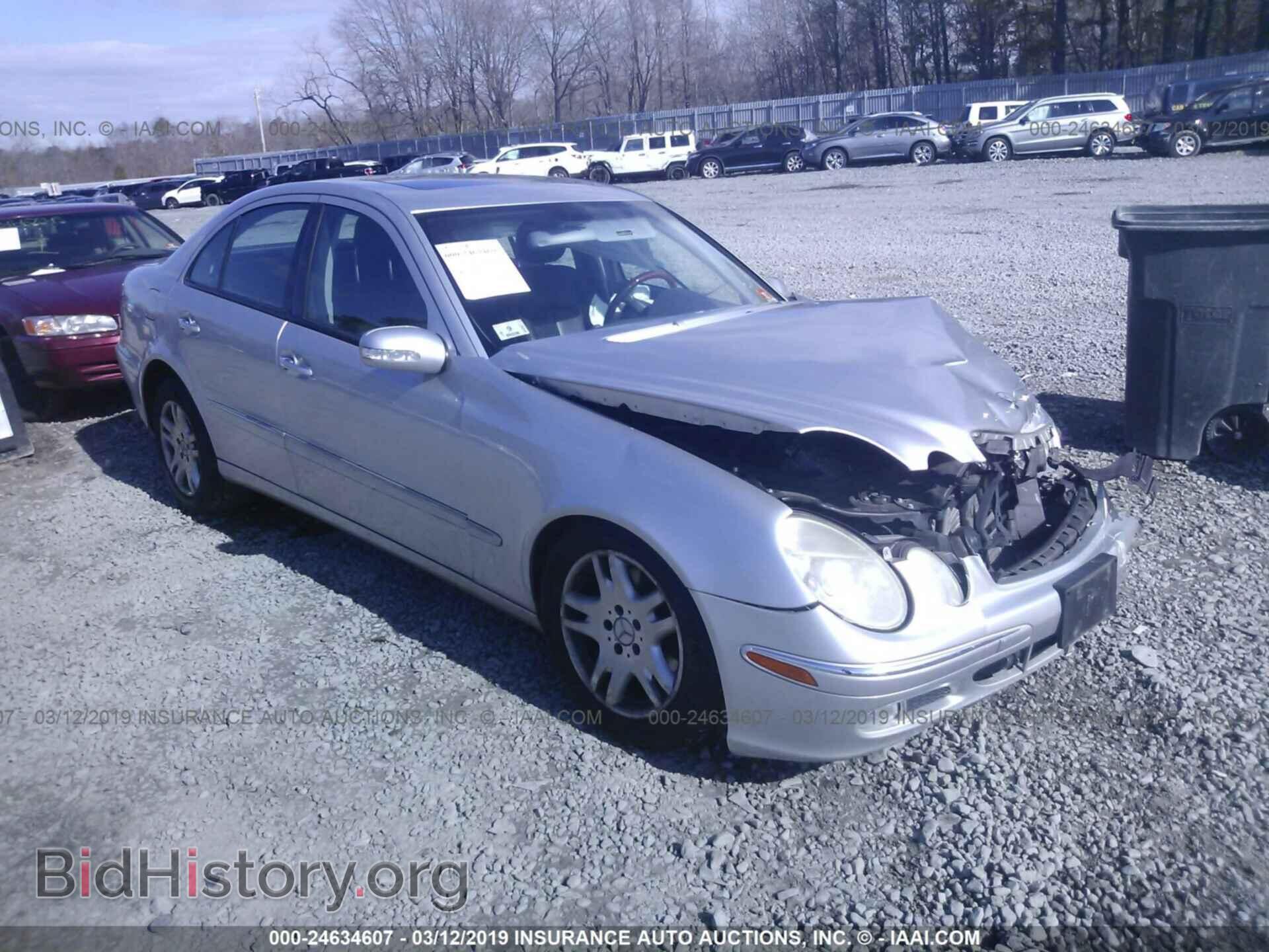Photo WDBUF65J44A577603 - MERCEDES-BENZ E 2004