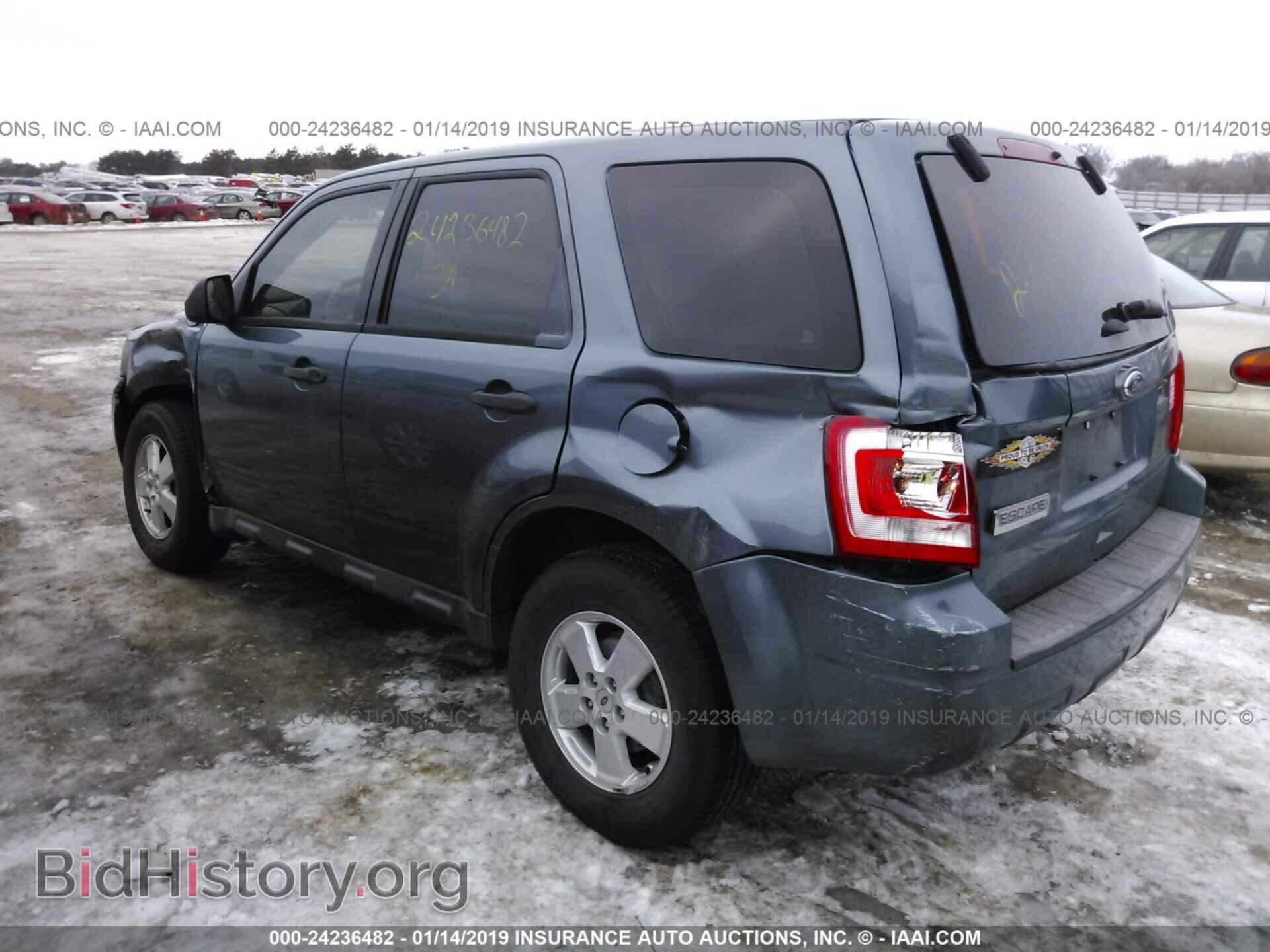 2011 FORD ESCAPE - VIN: 1FMCU0C79BKB78714 - Фото 3