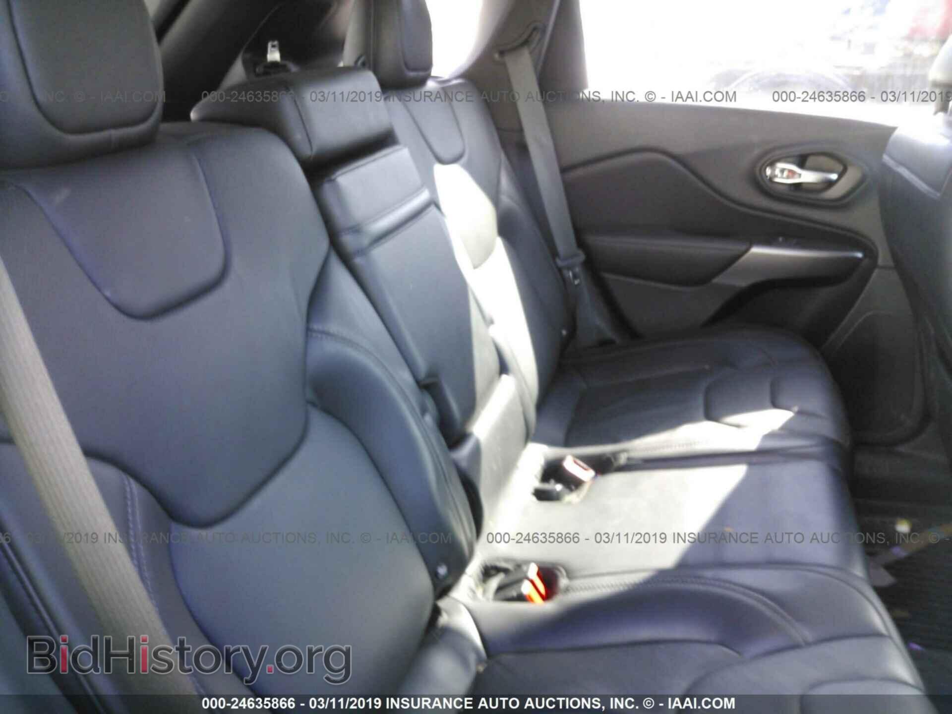 2019 JEEP CHEROKEE - VIN: 1C4PJMDX4KD104206 - Фото 8