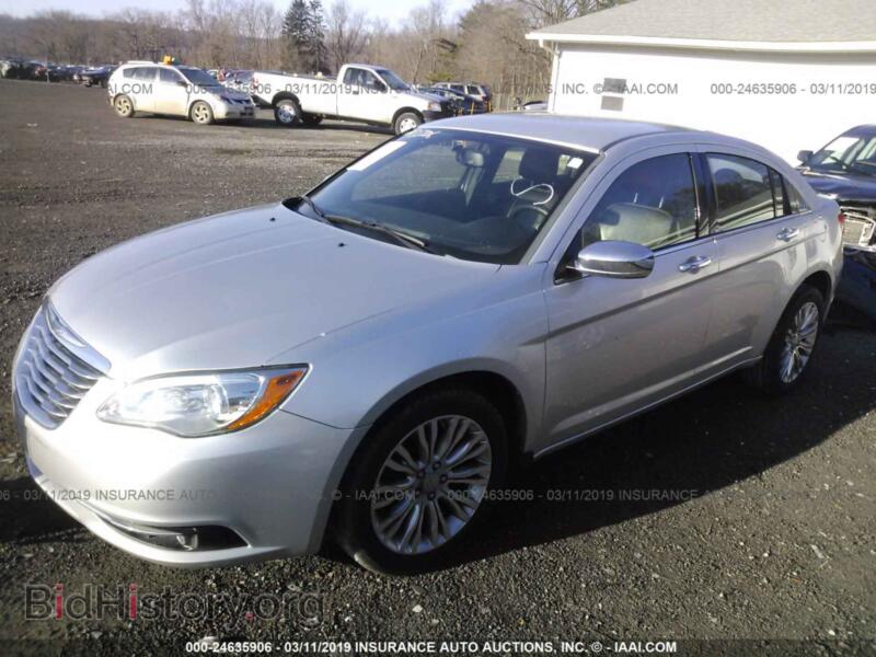 2012 Chrysler 200 (VIN 1C3CCBCB1CN330044) — photo 2 of 10