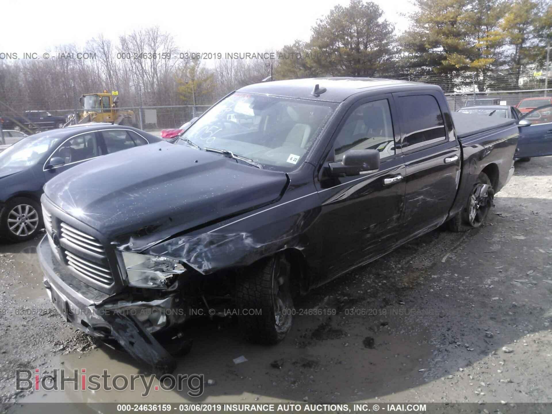 2017 RAM 1500 - VIN: 3C6RR7LTXHG506056 - Photo 2