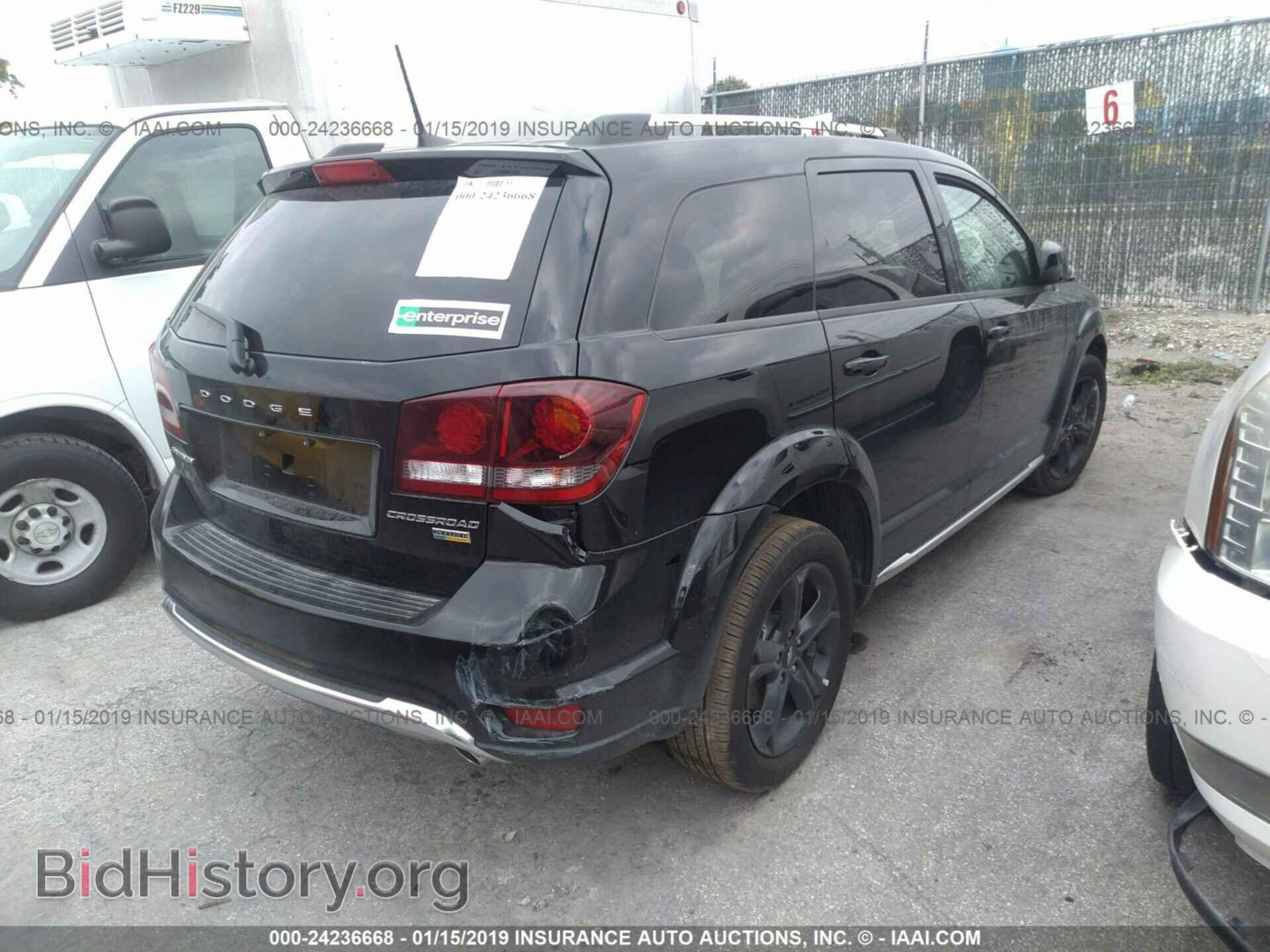 2018 DODGE JOURNEY - VIN: 3C4PDCGG3JT517210 - Фото 4