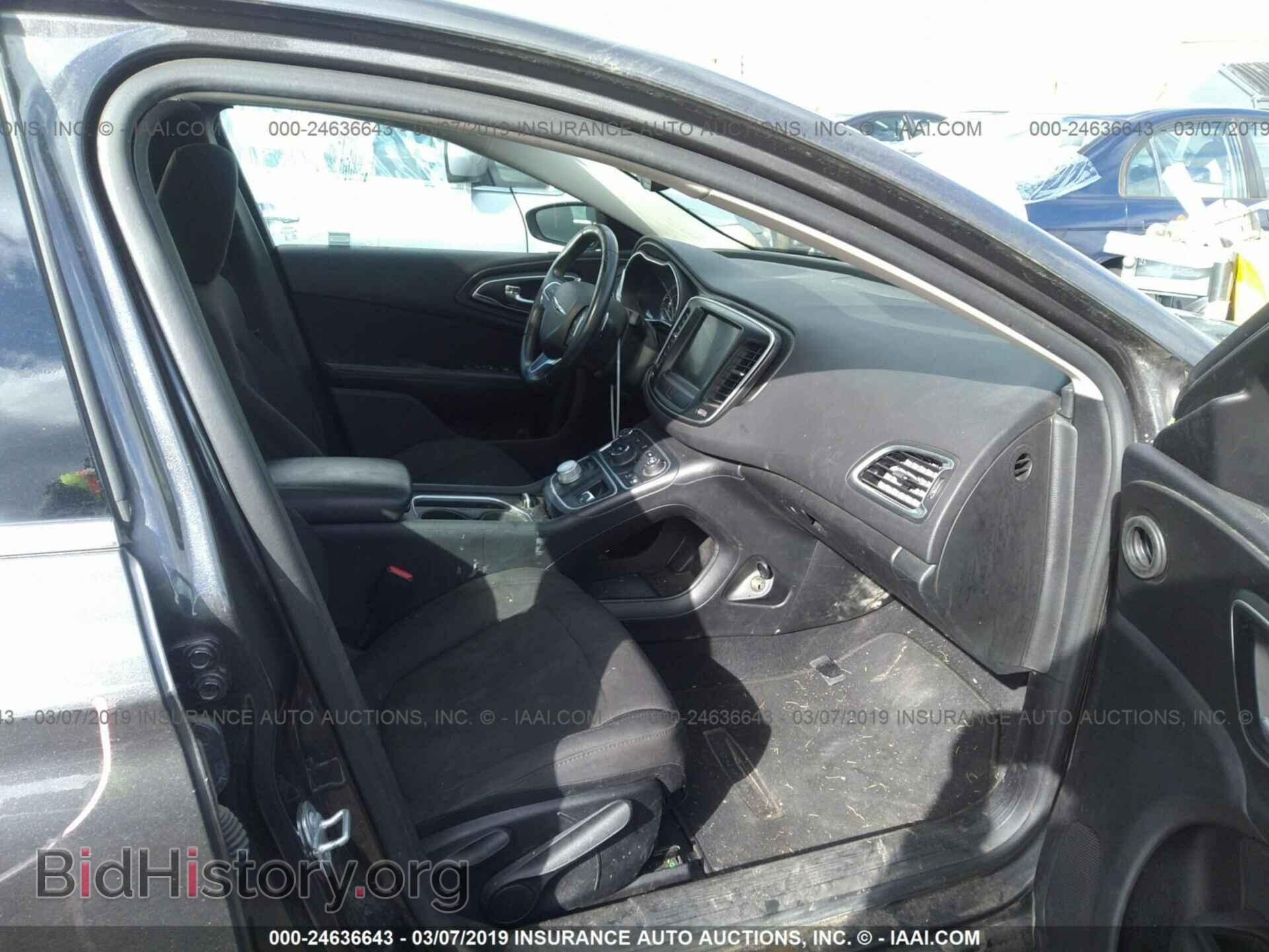 2016 CHRYSLER 200 - VIN: 1C3CCCAG6GN166221 - Фото 5