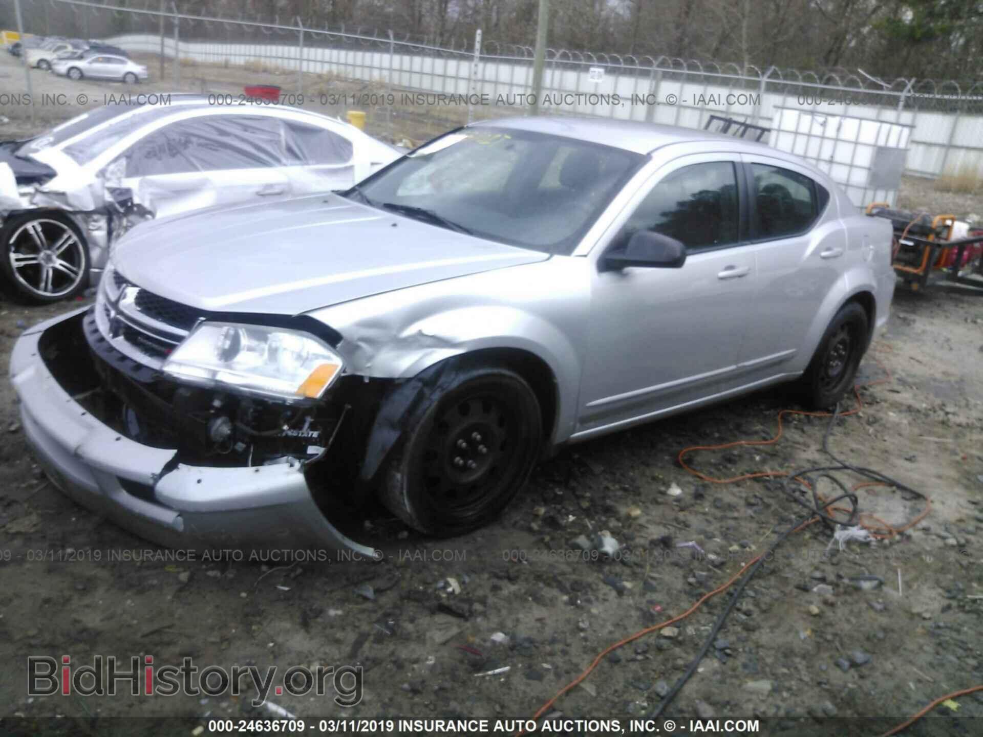 2011 DODGE AVENGER - VIN: 1B3BD4FB3BN590537 - Фото 2