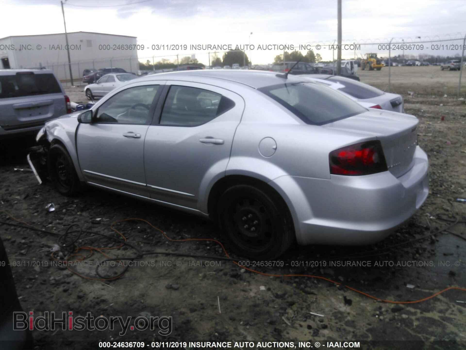 2011 DODGE AVENGER - VIN: 1B3BD4FB3BN590537 - Фото 3