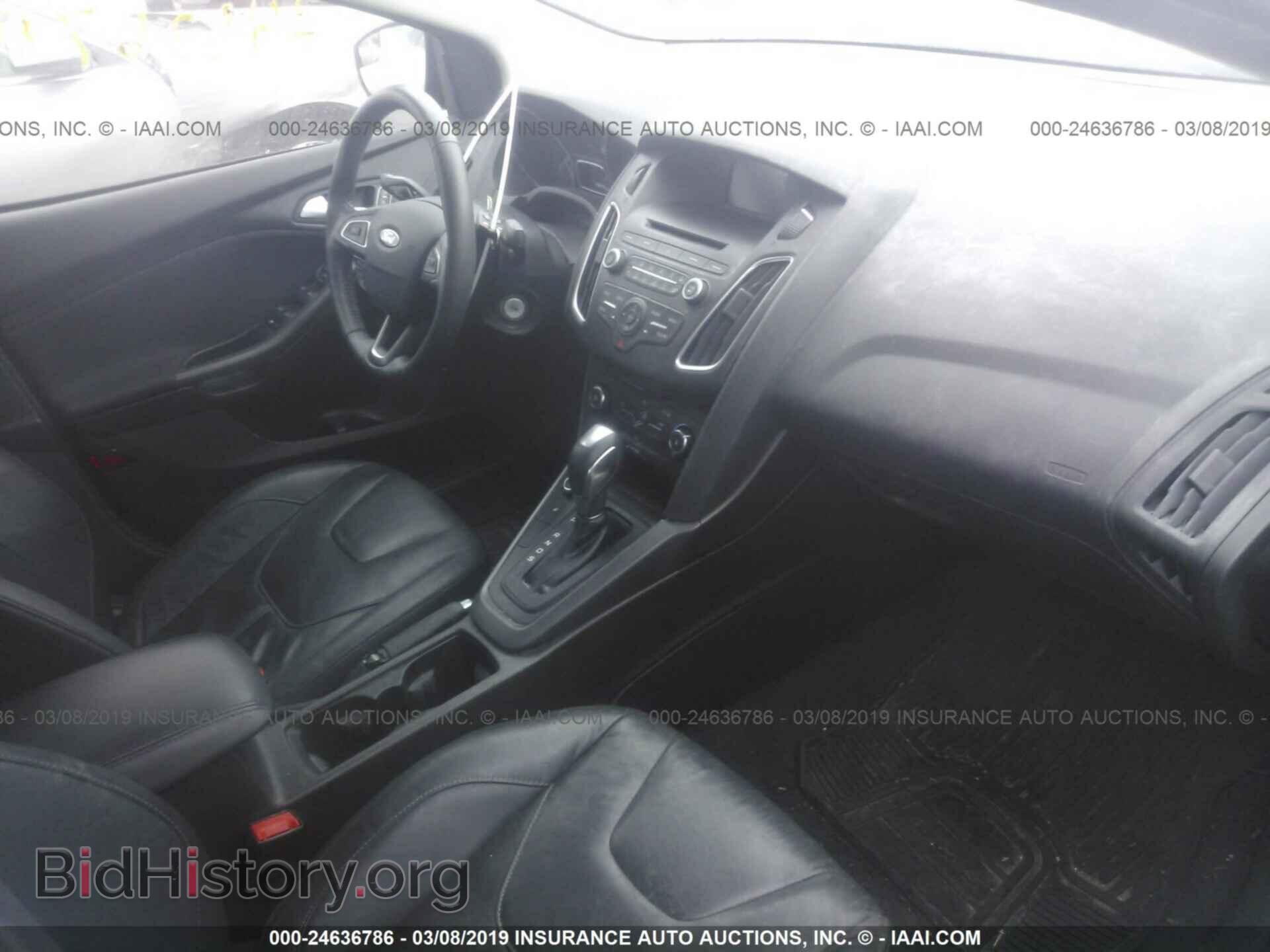 2016 FORD FOCUS - VIN: 1FADP3F27GL374028 - Photo 5