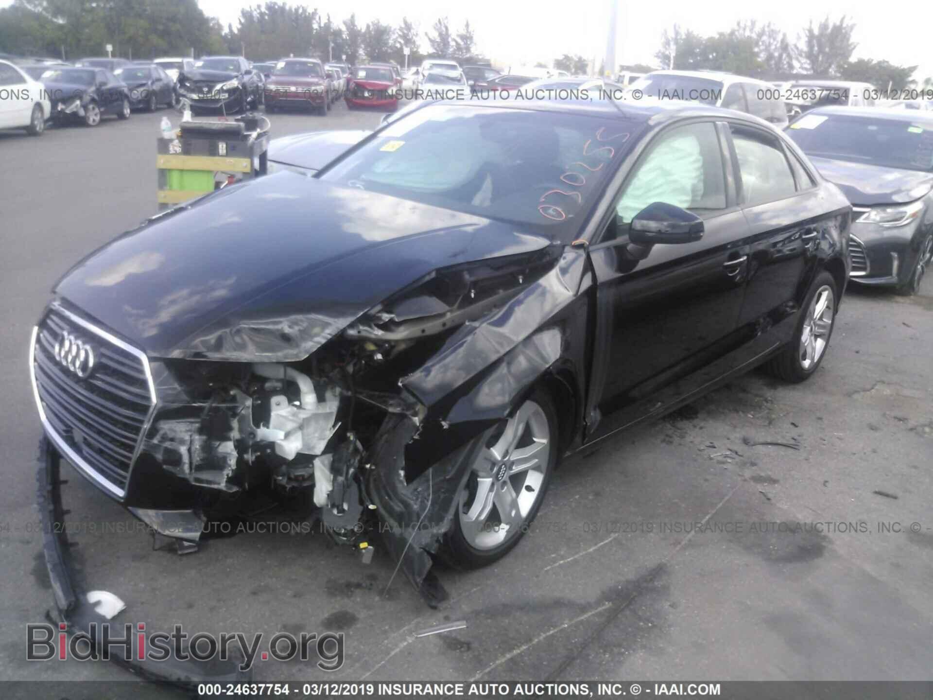 2018 AUDI A3 - VIN: WAUAUGFF8J1030255 - Фото 2