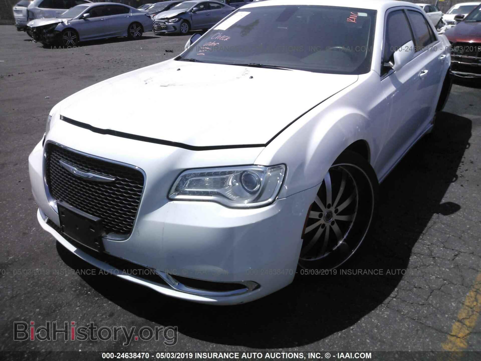 2015 CHRYSLER 300 - VIN: 2C3CCAAG7FH904099 - Фото 2