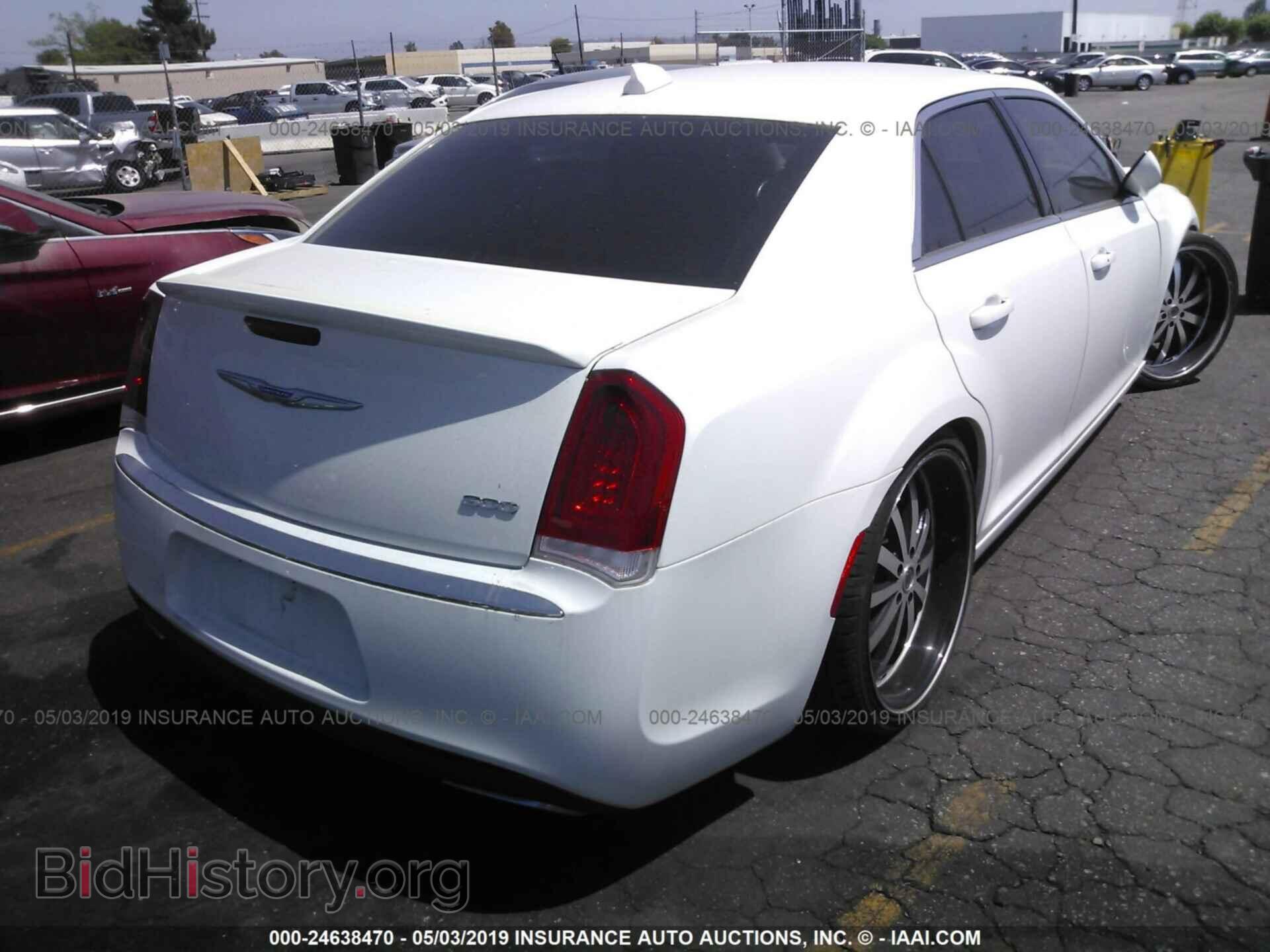 2015 CHRYSLER 300 - VIN: 2C3CCAAG7FH904099 - Фото 4