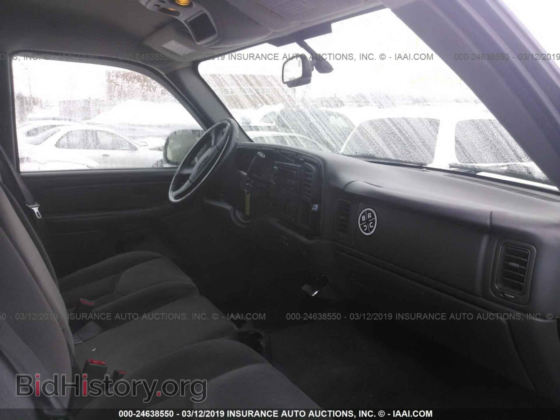 2005 GMC NEW SIERRA - VIN: 2GTEK13TX51141911 - Фото 5