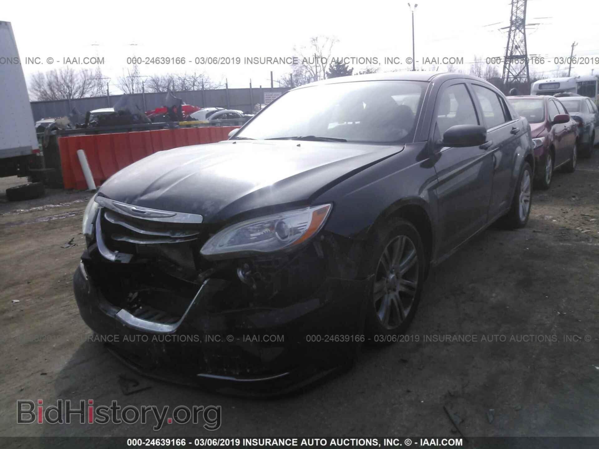 2012 CHRYSLER 200 - VIN: 1C3CCBBB3CN211476 - Фото 2