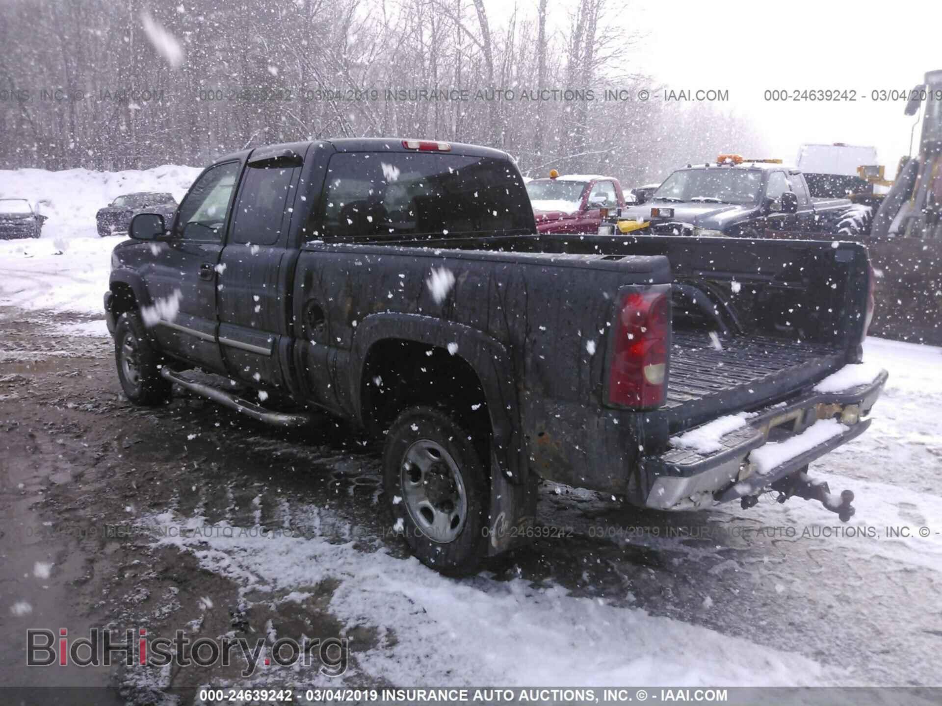 2005 CHEVROLET SILVERADO - VIN: 1GCHK29U85E292814 - Фото 3