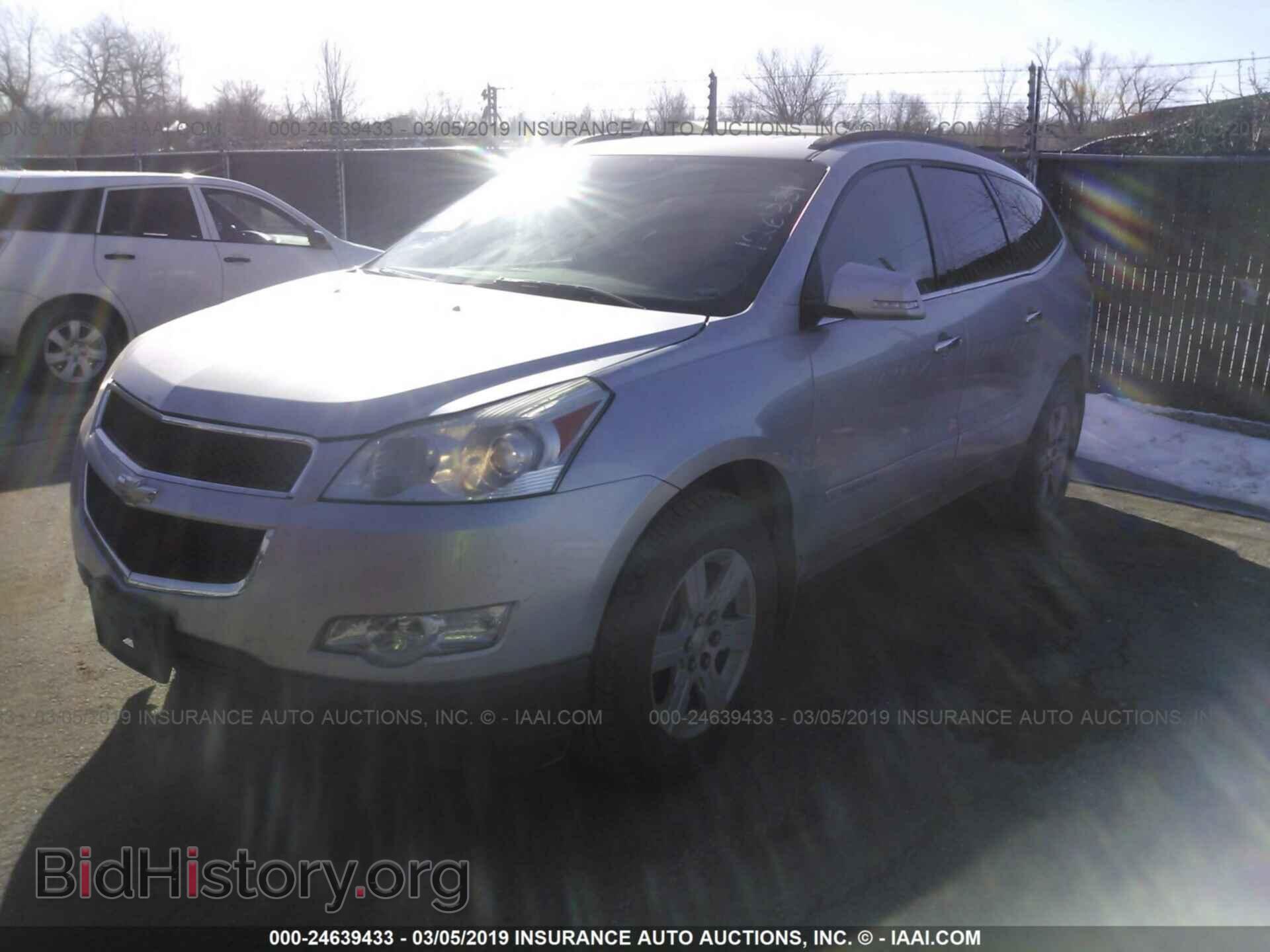 2009 CHEVROLET TRAVERSE - VIN: 1GNER23D99S142264 - Photo 2