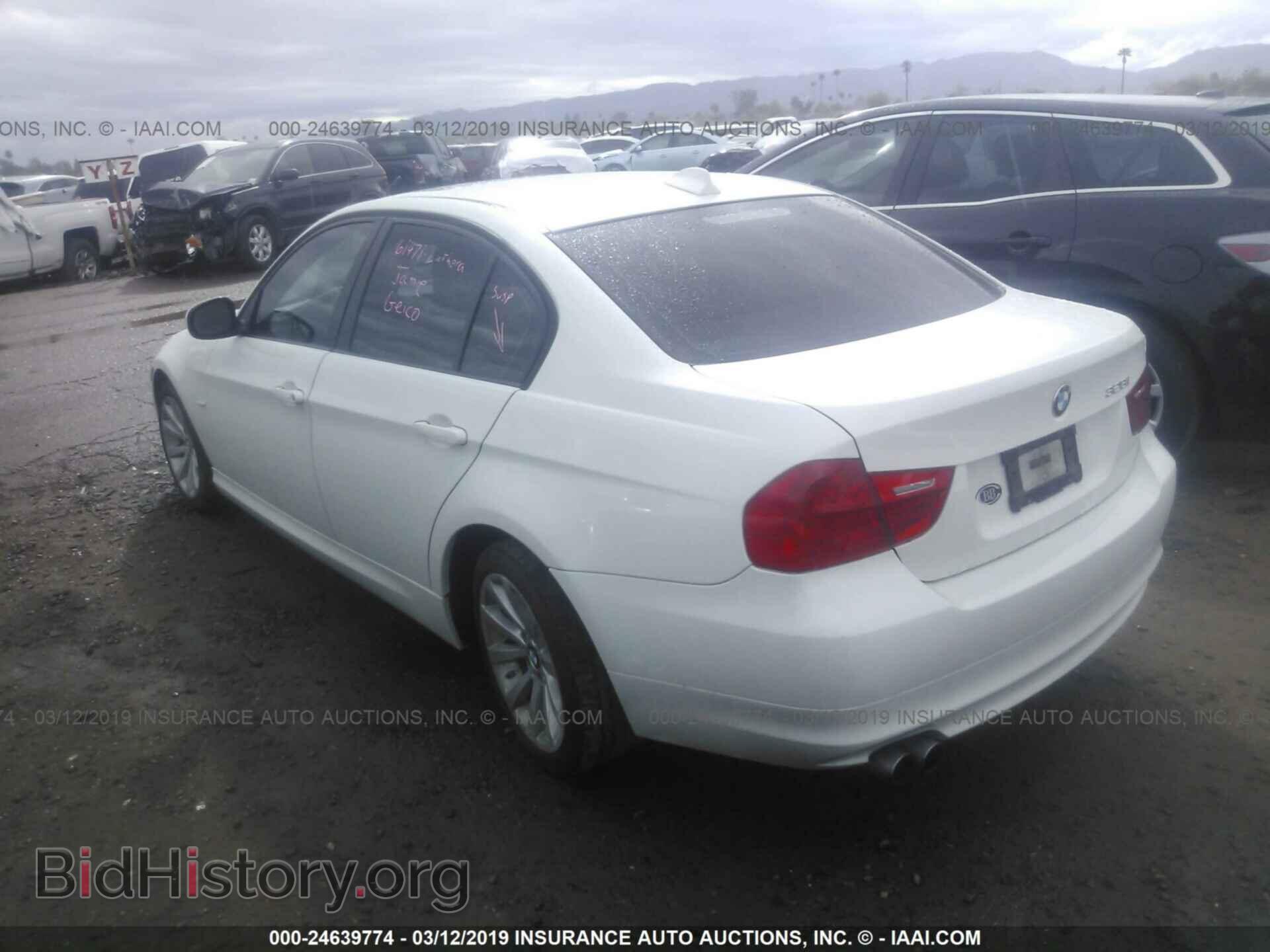 2011 BMW 328 - VIN: WBAPH5G59BNM77776 - Фото 3