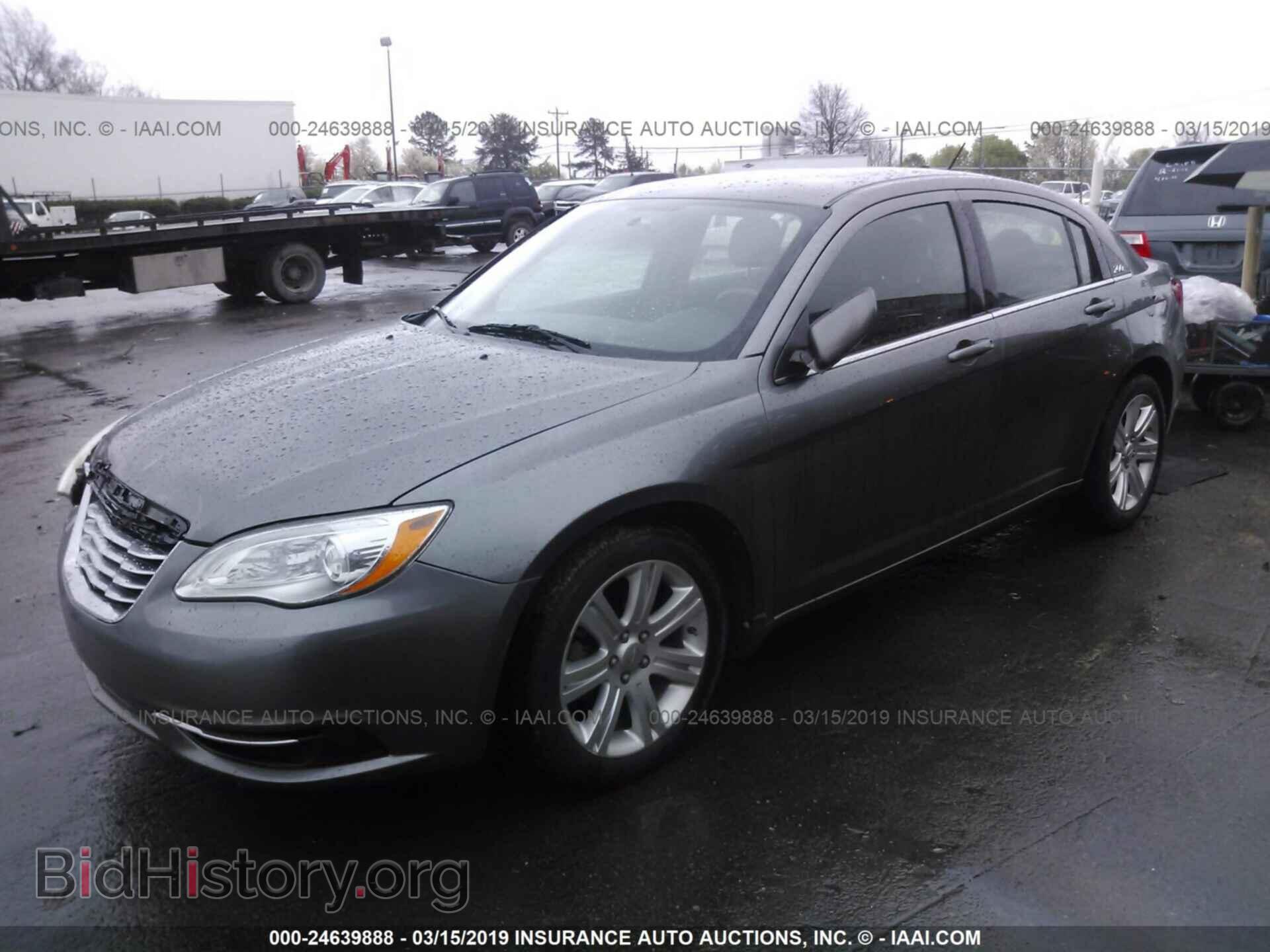 2012 CHRYSLER 200 - VIN: 1C3CCBBG6CN203156 - Фото 2