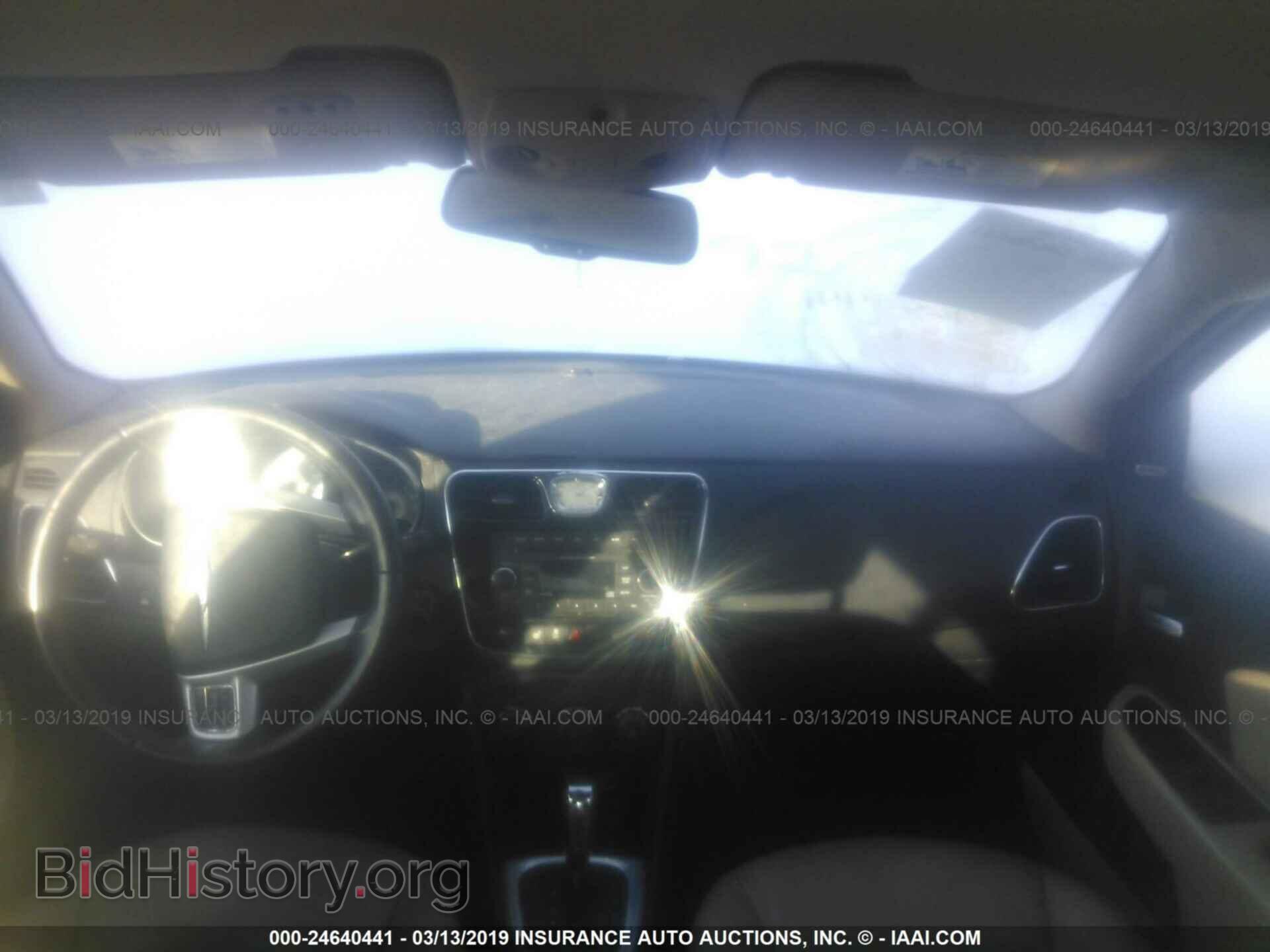 2013 CHRYSLER 200 - VIN: 1C3CCBCG9DN608010 - Photo 5