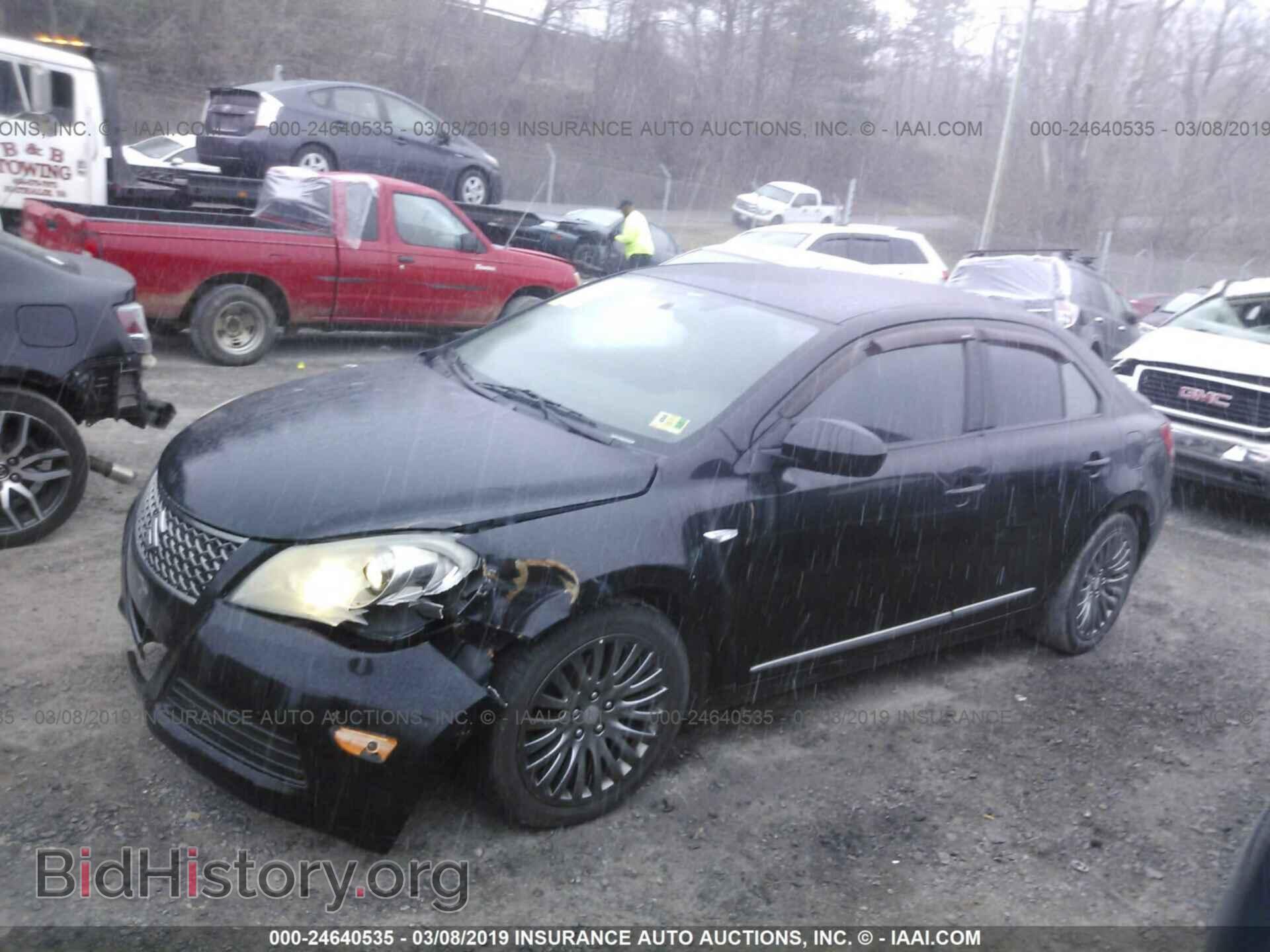 2011 SUZUKI KIZASHI - VIN: JS2RF9A37B6110102 - Фото 2