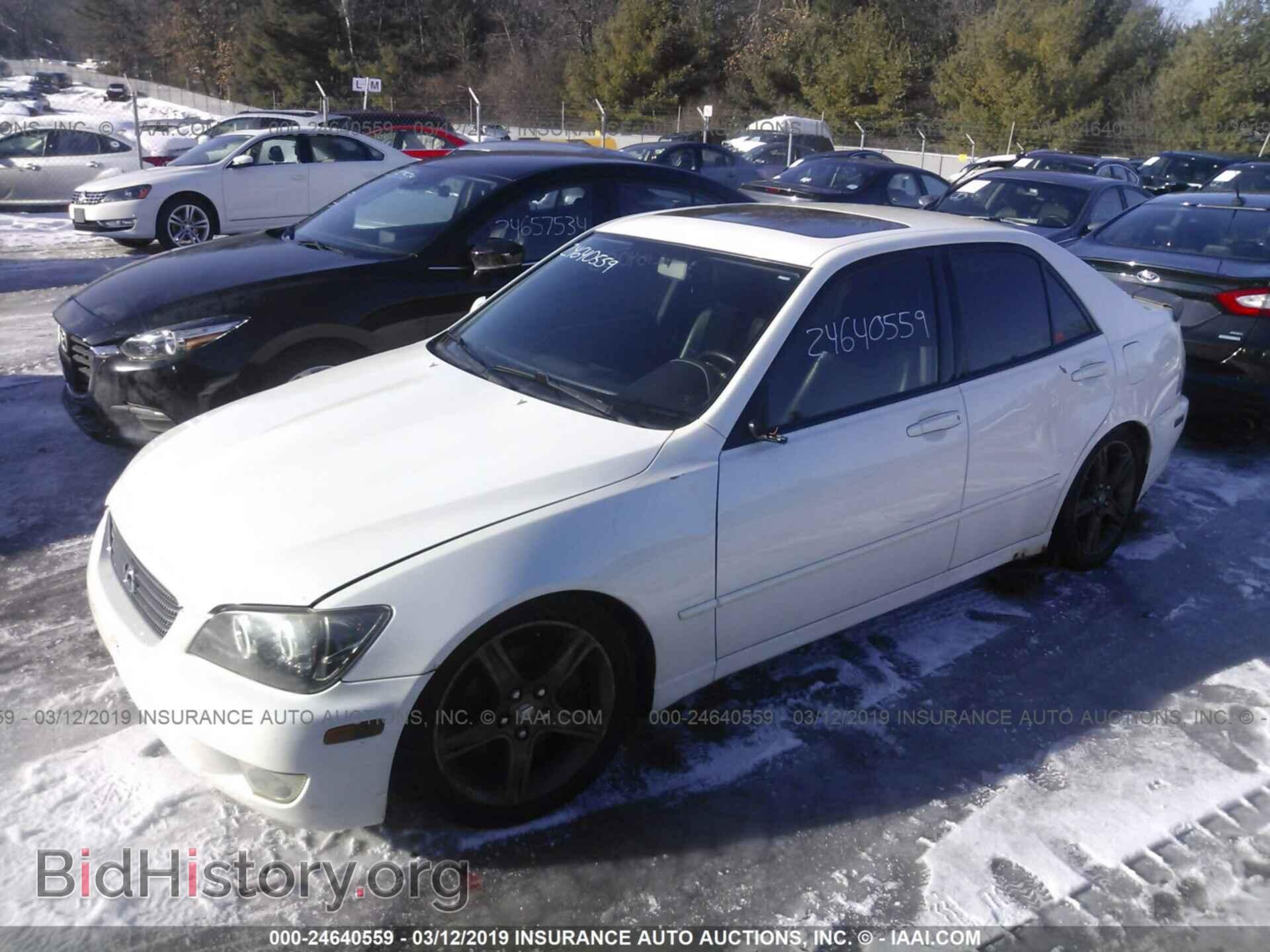 2001 LEXUS IS - VIN: JTHBD182310008179 - Фото 2