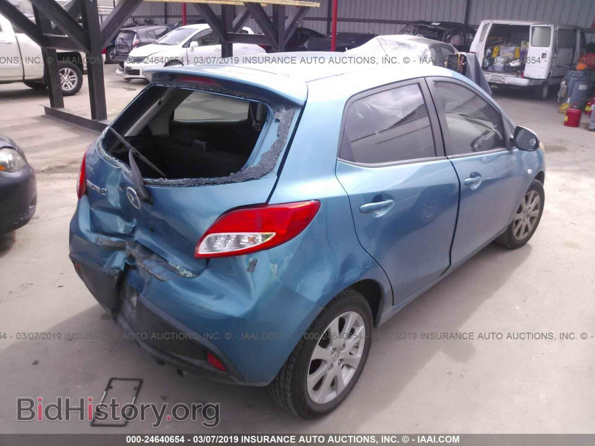 2011 MAZDA MAZDA2 - VIN: JM1DE1HY2B0113406 - Фото 4