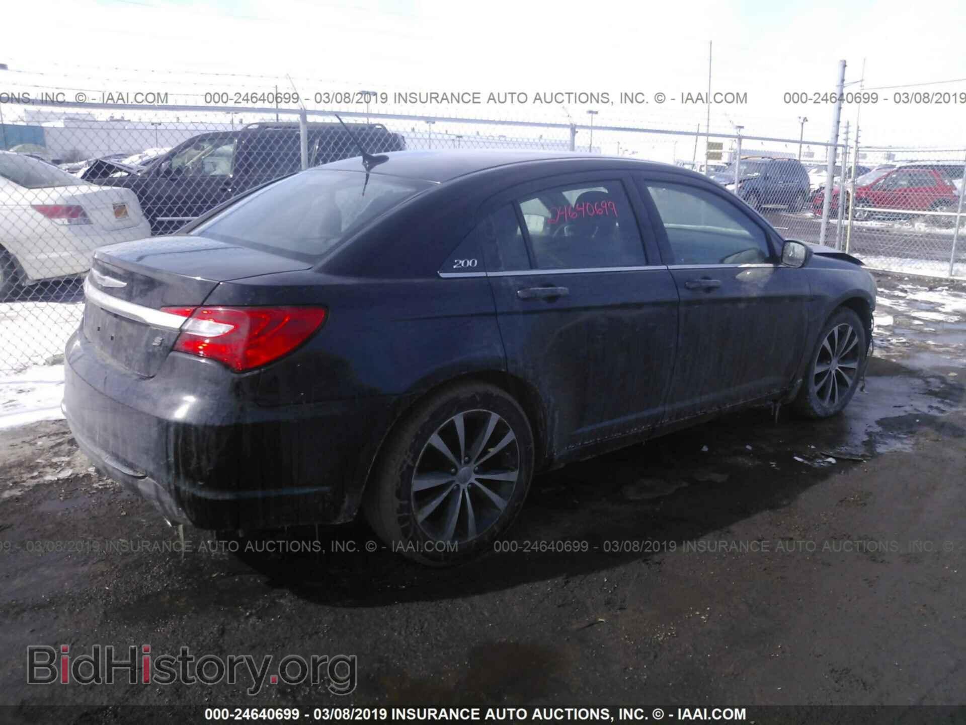 2013 CHRYSLER 200 - VIN: 1C3CCBBG7DN720516 - Photo 4