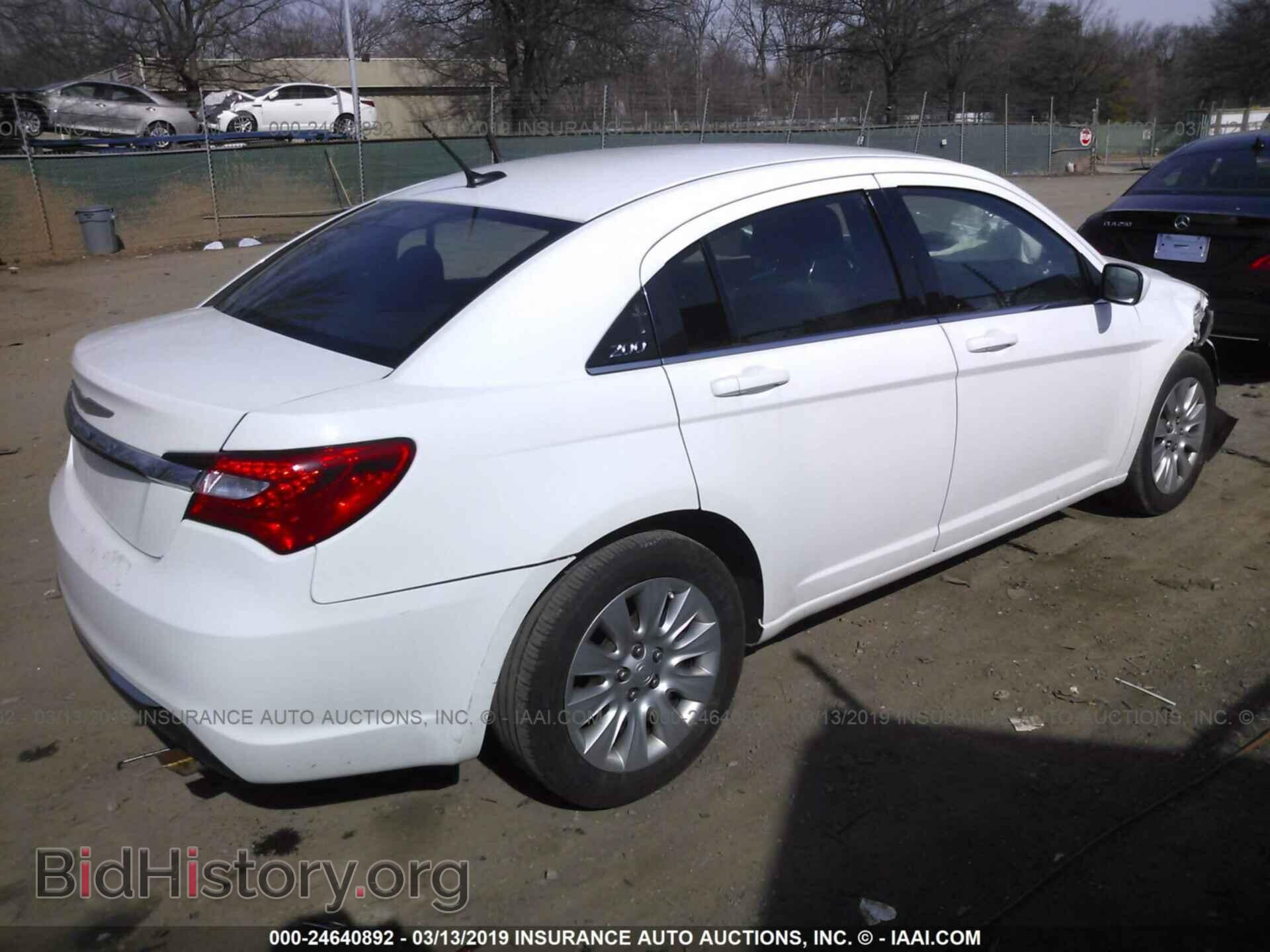 2013 CHRYSLER 200 - VIN: 1C3CCBAB6DN767851 - Фото 4
