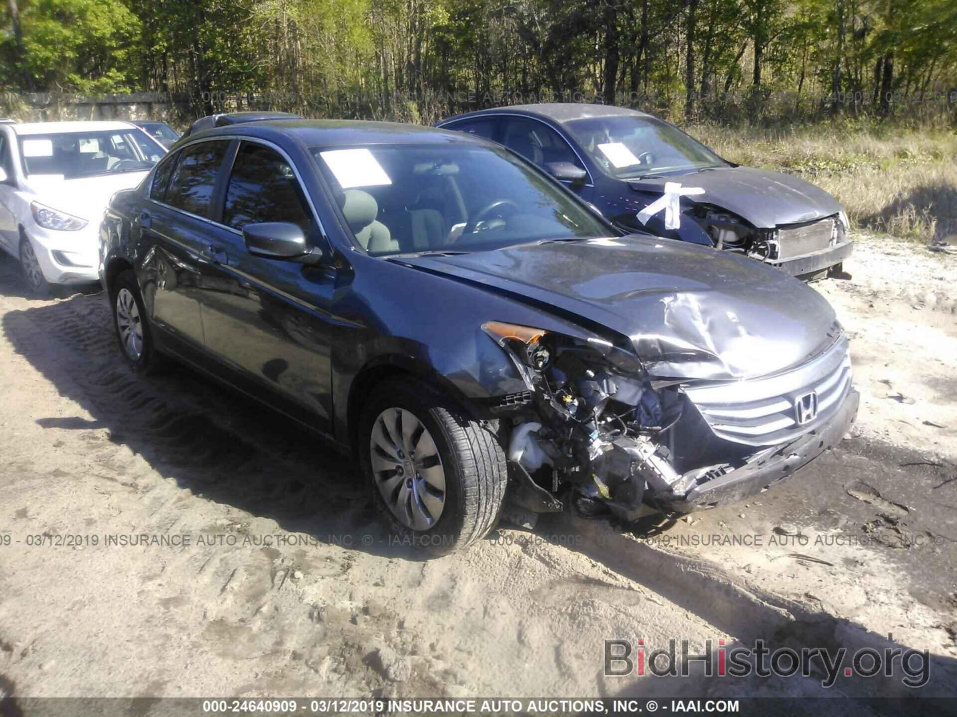 Photo 1HGCP2F38CA216572 - HONDA ACCORD 2012