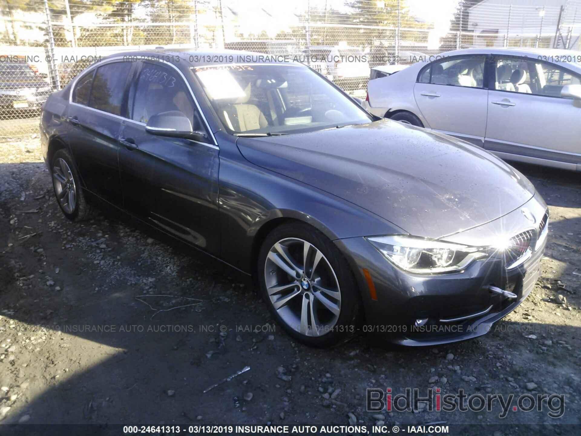 Photo WBA8D9G36HNU63381 - BMW 330 2017