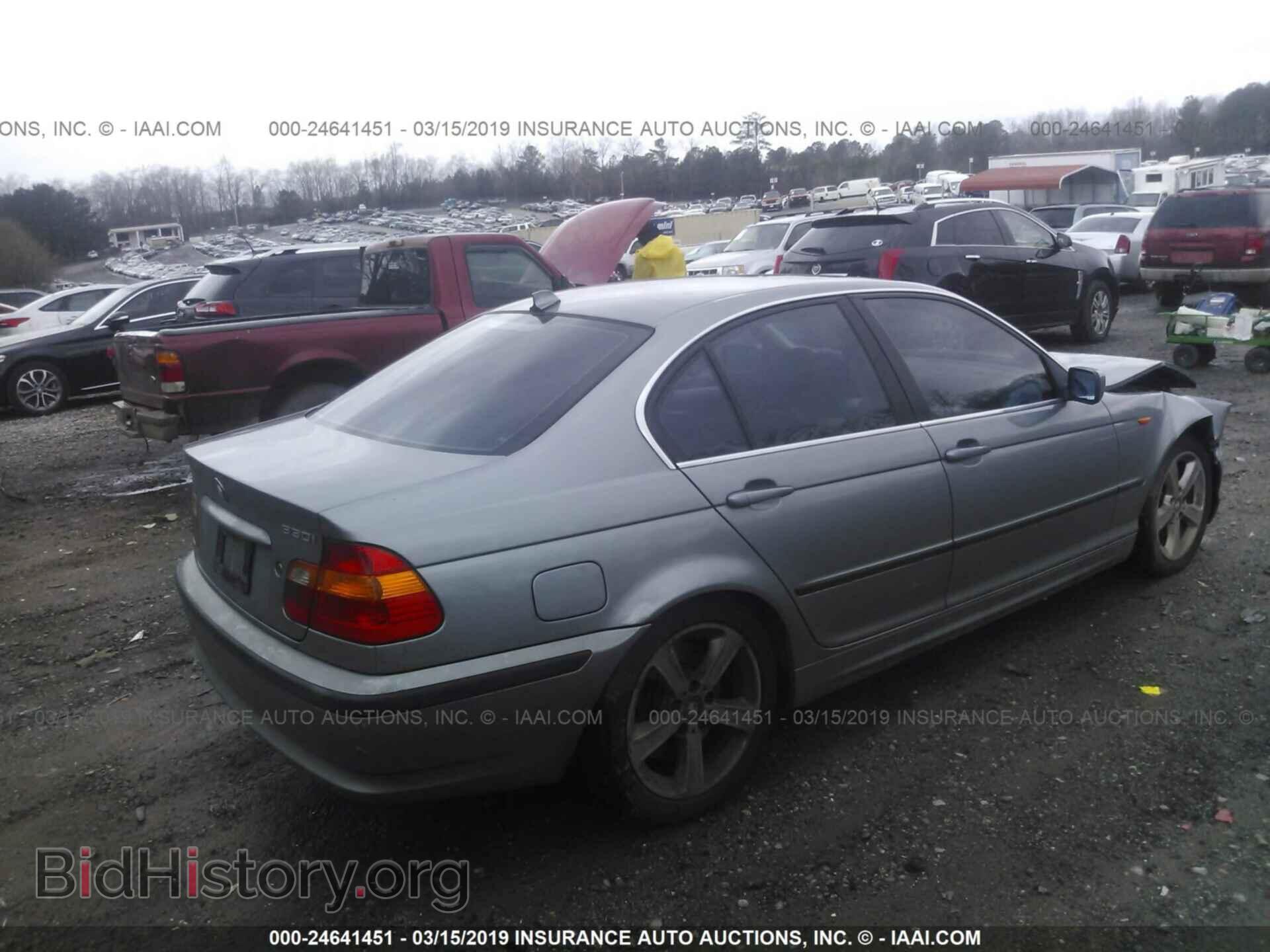 2005 BMW 330 - VIN: WBAEV53435KM39589 - Фото 4