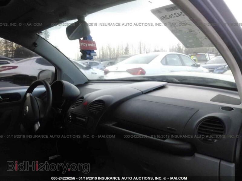 2004 Volkswagen NEW BEETLE (VIN 3VWCK31C04M408421) — photo 5 of 10