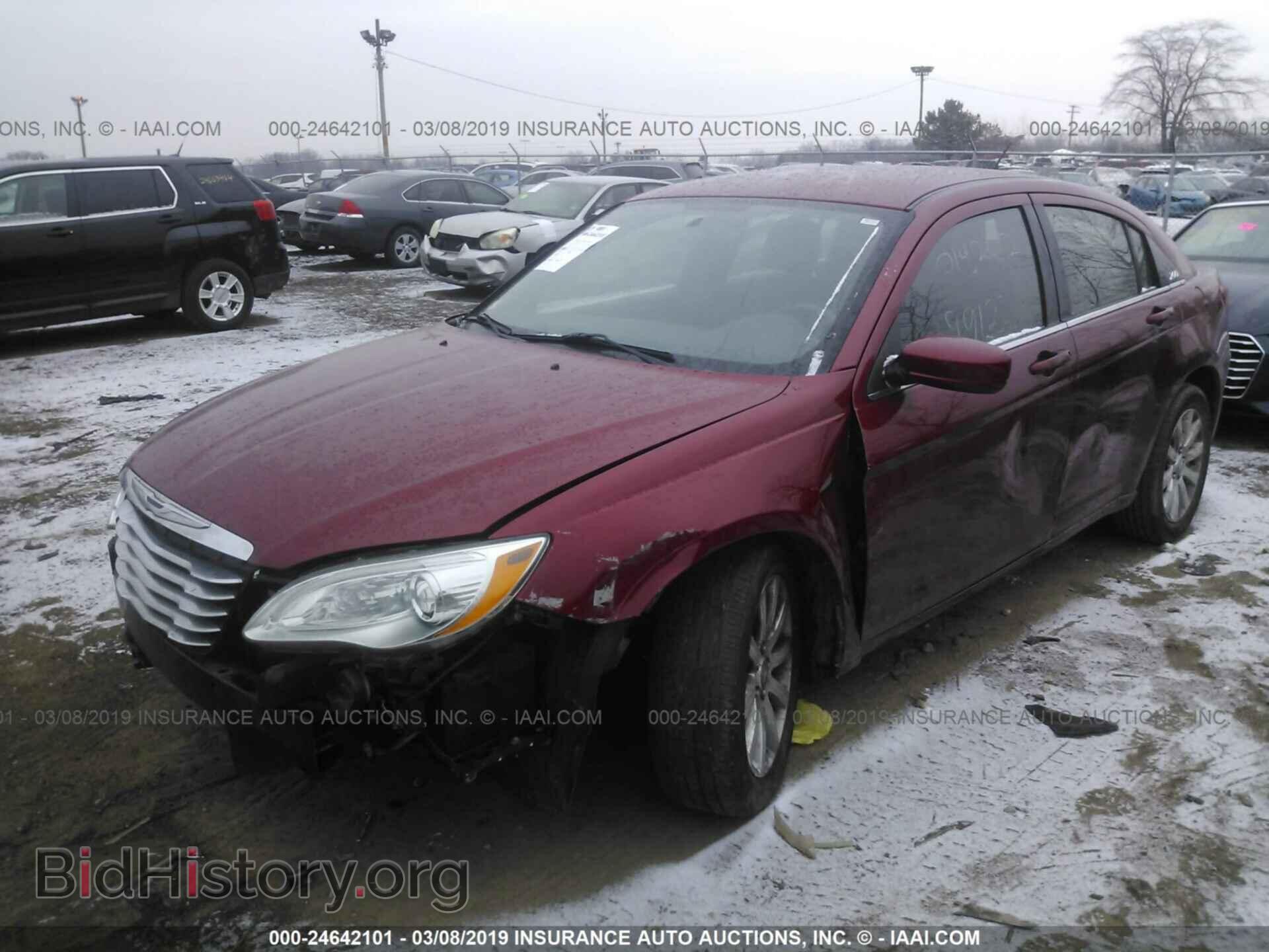 2012 CHRYSLER 200 - VIN: 1C3CCBBB1CN299122 - Фото 2