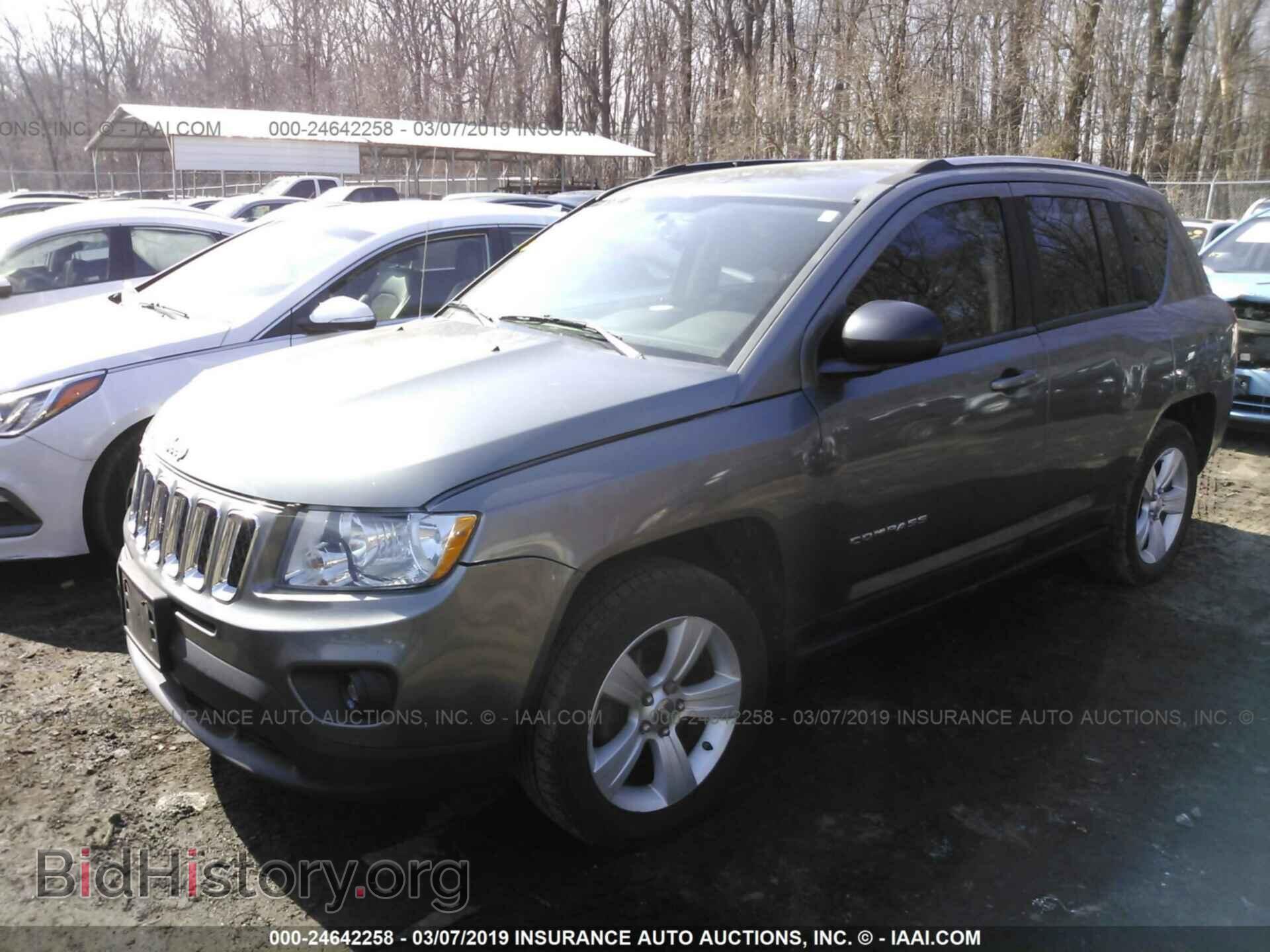 2011 JEEP COMPASS - VIN: 1J4NF1FB2BD244063 - Фото 2