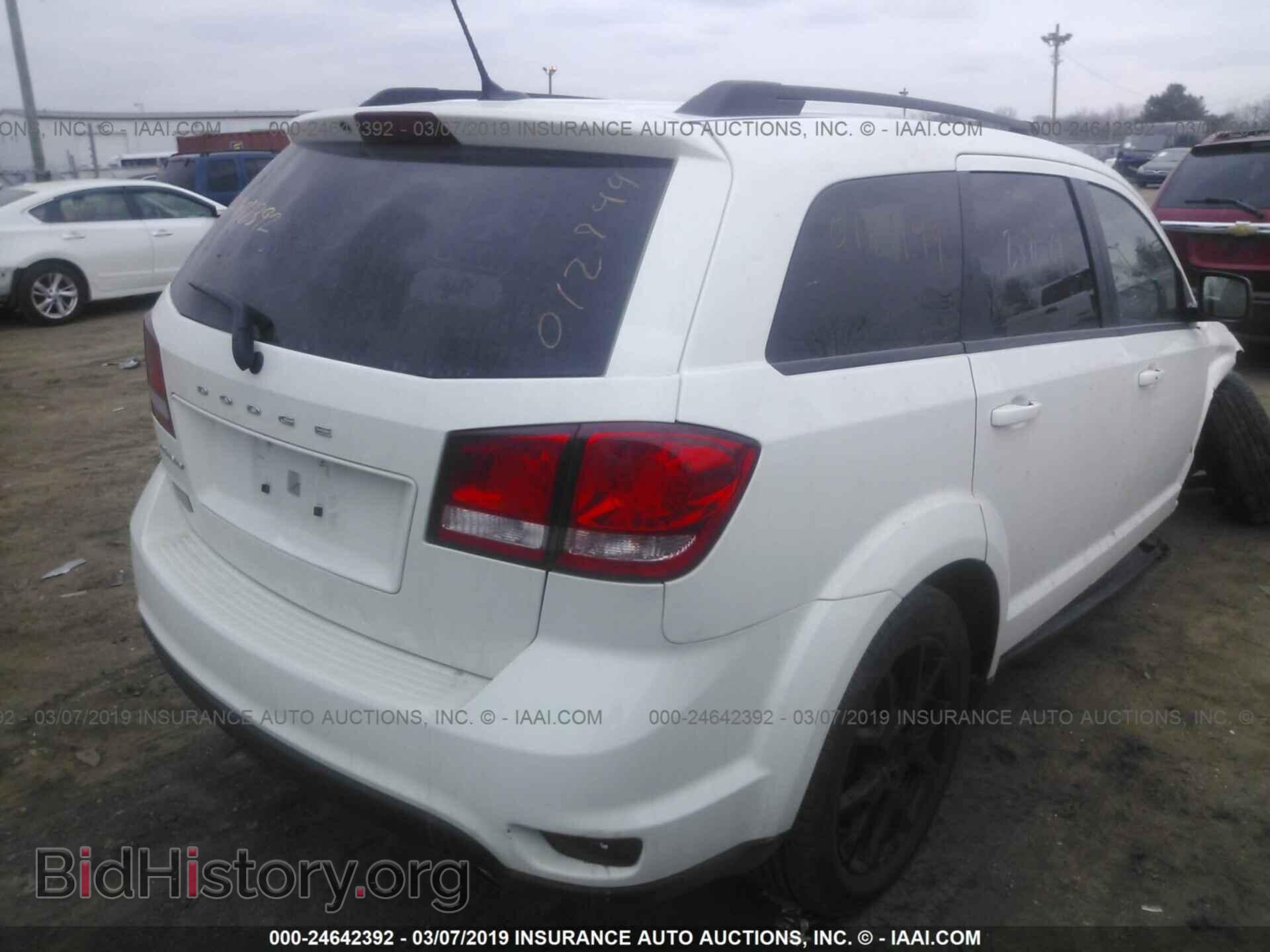 2017 DODGE JOURNEY - VIN: 3C4PDCBG2HT566111 - Фото 4