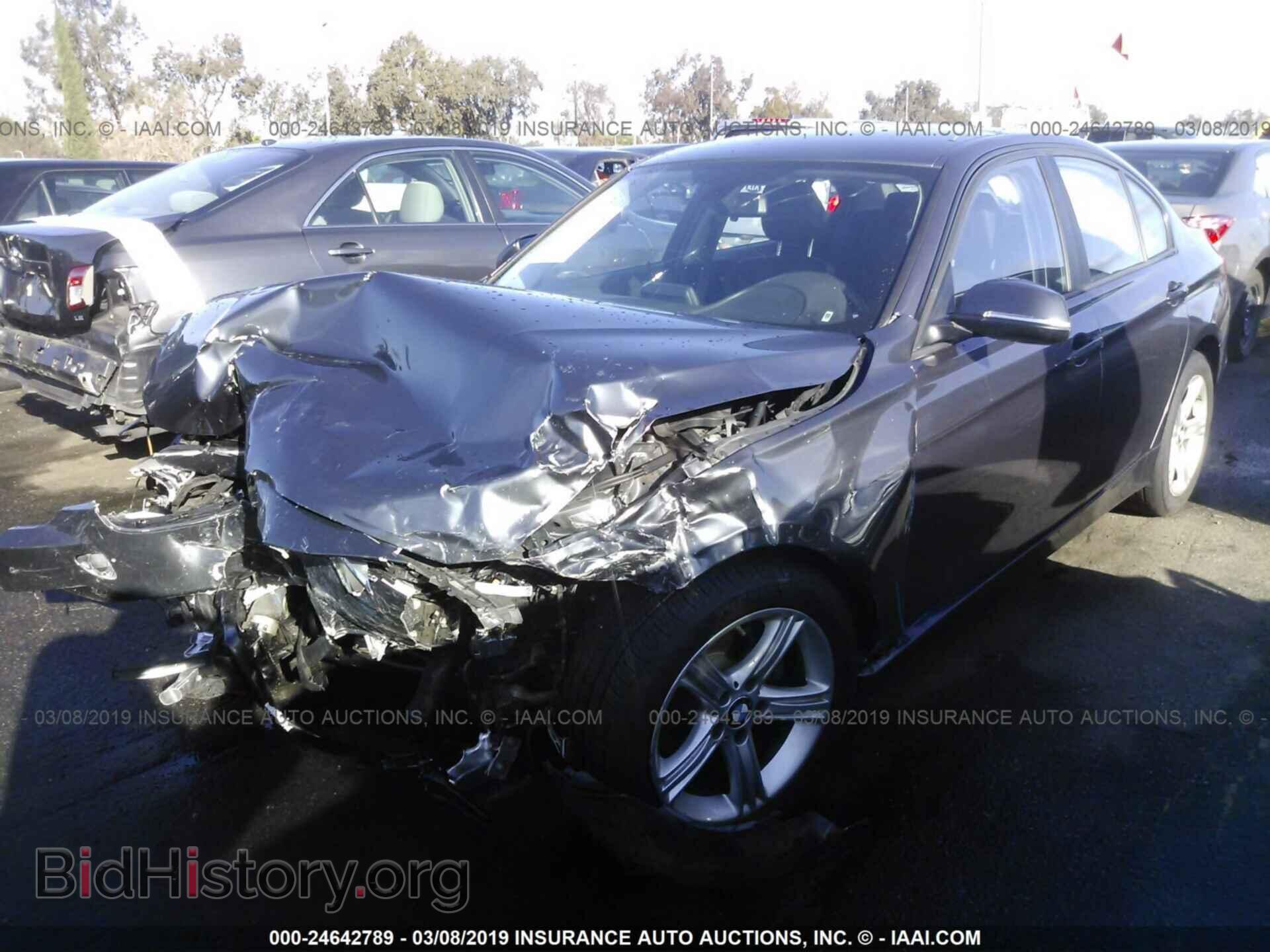 2014 BMW 320 - VIN: WBA3B1C58EPV79920 - Фото 2