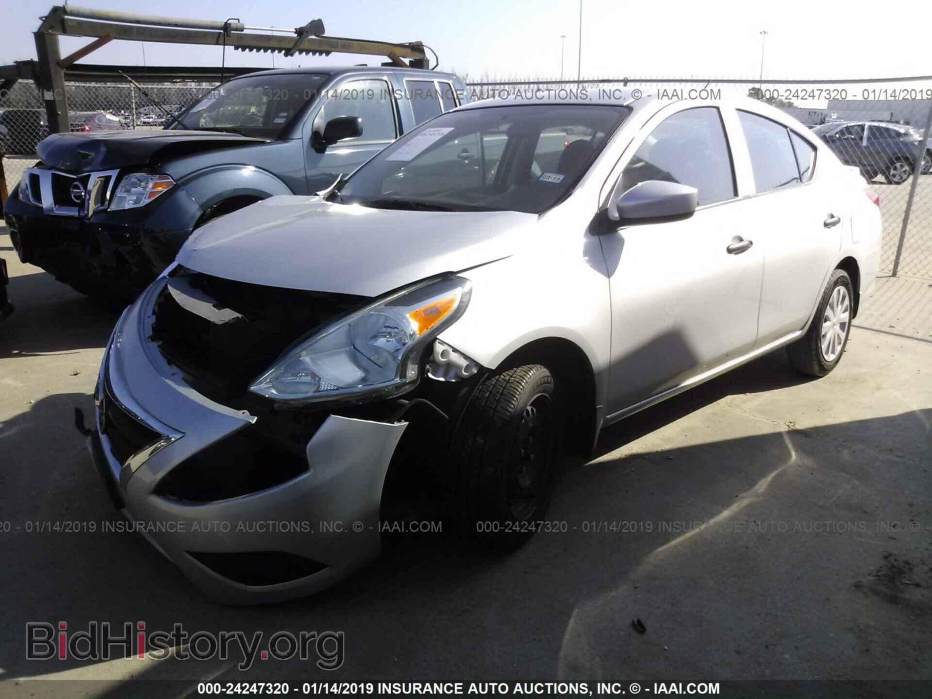 2017 NISSAN VERSA - VIN: 3N1CN7AP3HL852055 - Photo 2