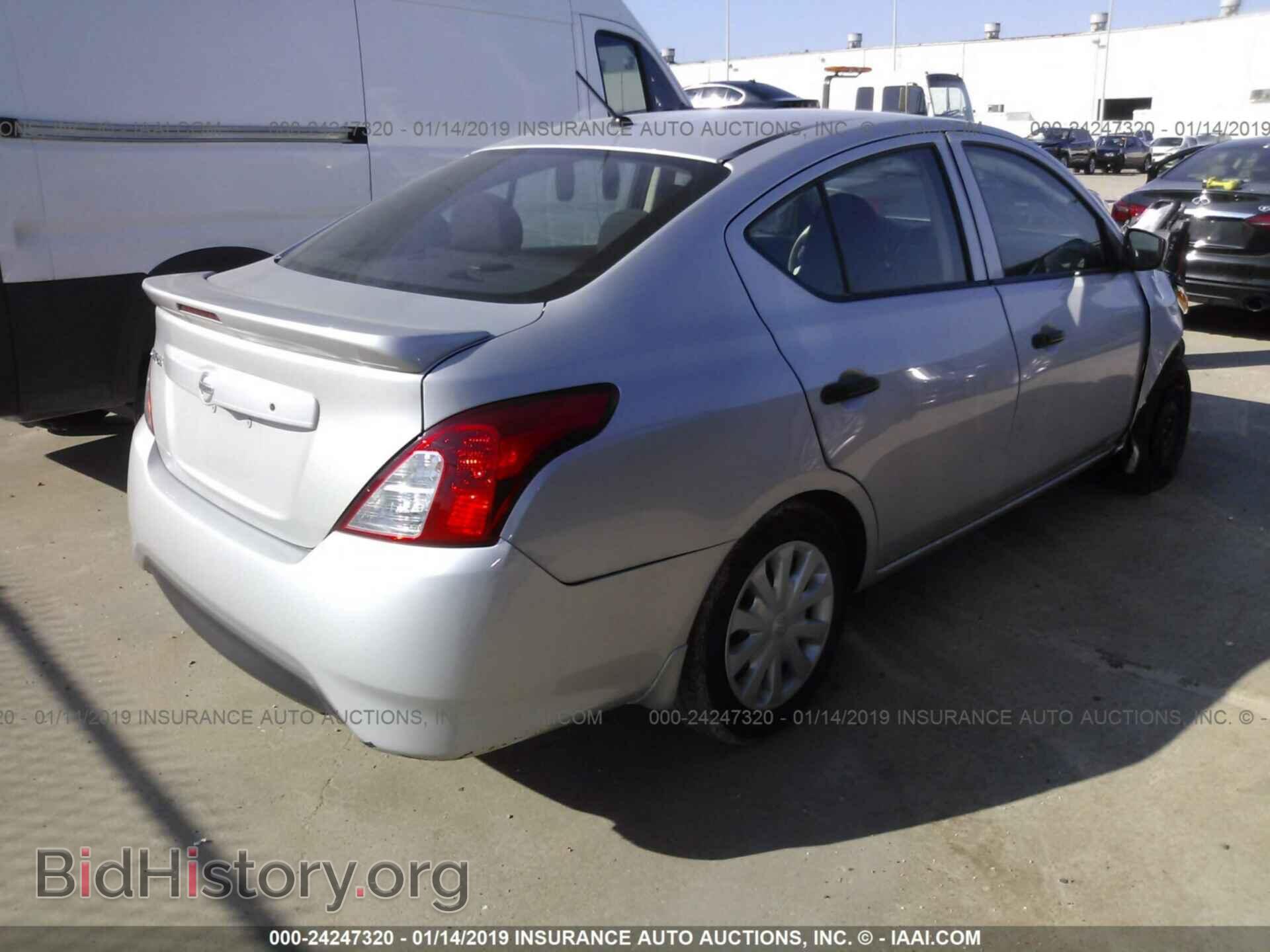 2017 NISSAN VERSA - VIN: 3N1CN7AP3HL852055 - Photo 4