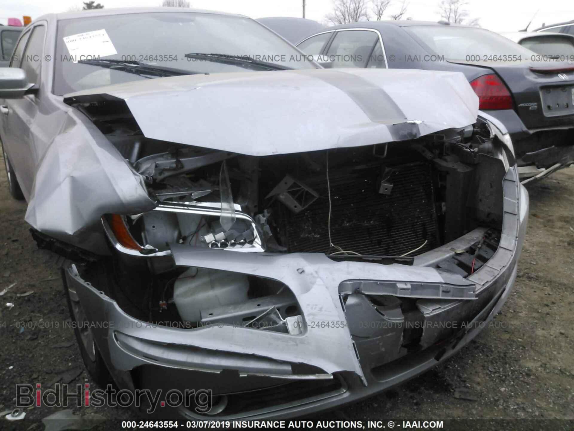 2014 CHRYSLER 300 - VIN: 2C3CCAAG8EH166537 - Фото 6