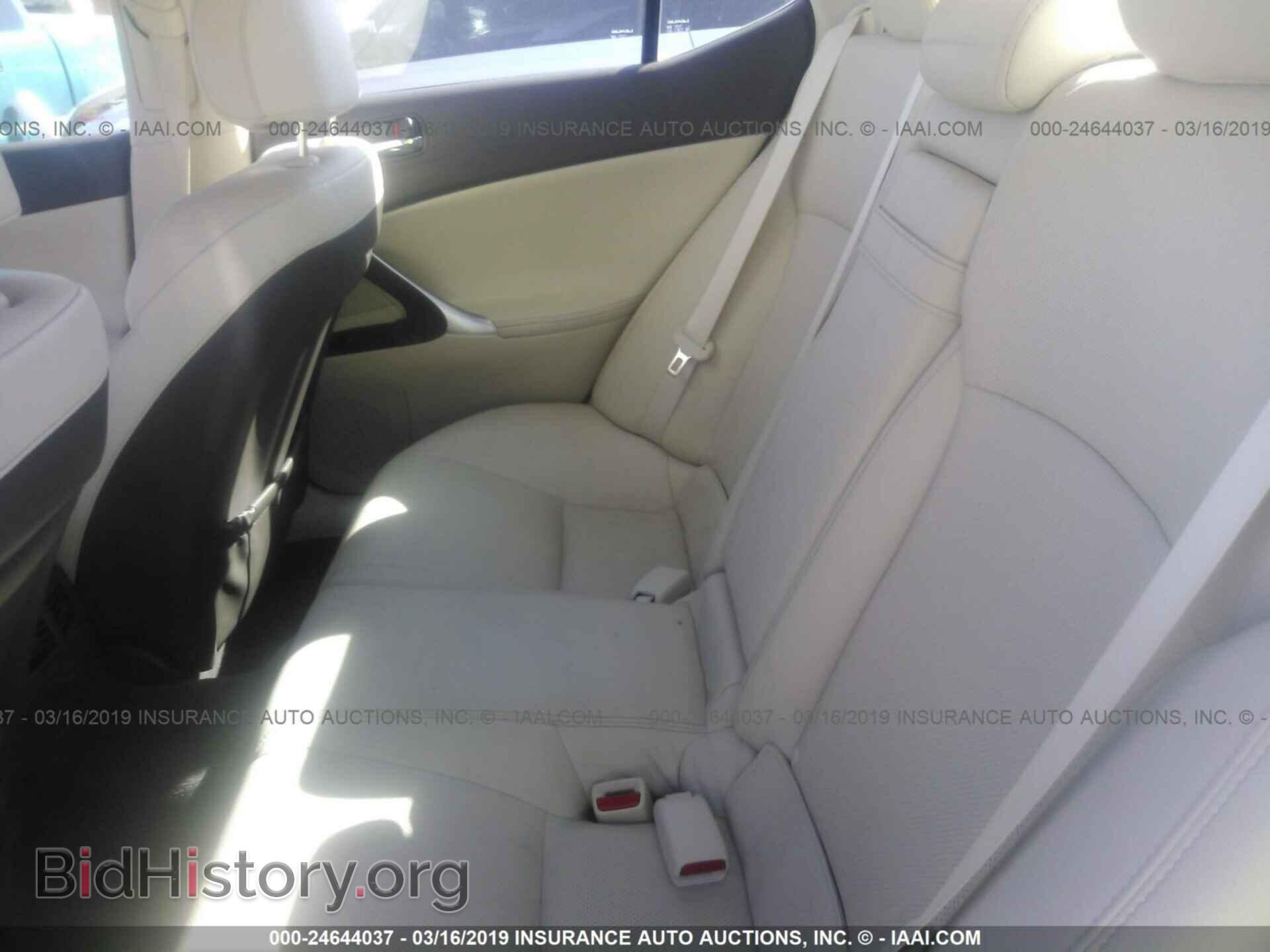 2011 LEXUS IS - VIN: JTHBF5C24B2101288 - Photo 8
