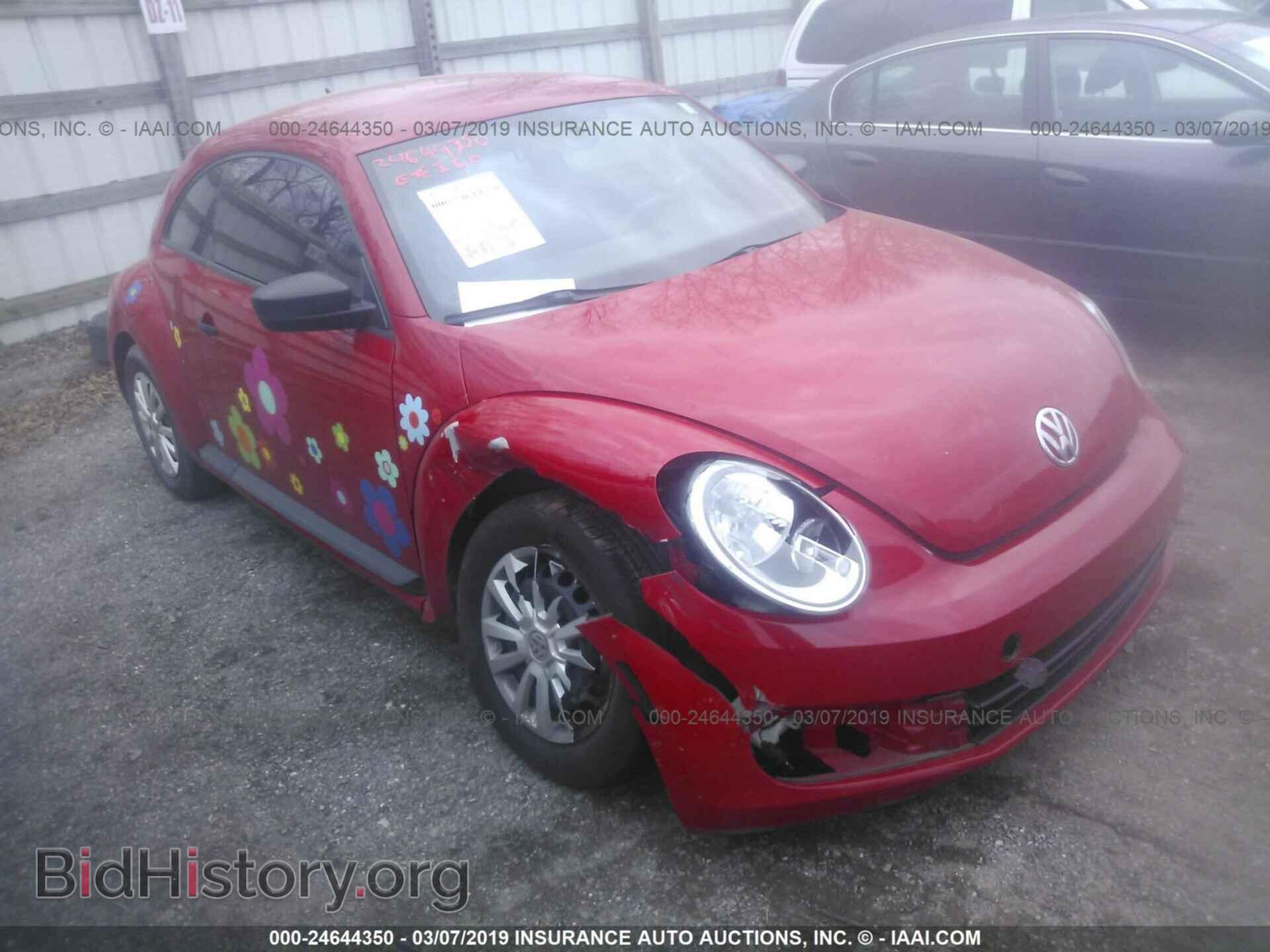 Фотография 3VWFP7AT2CM623562 - VOLKSWAGEN BEETLE 2012