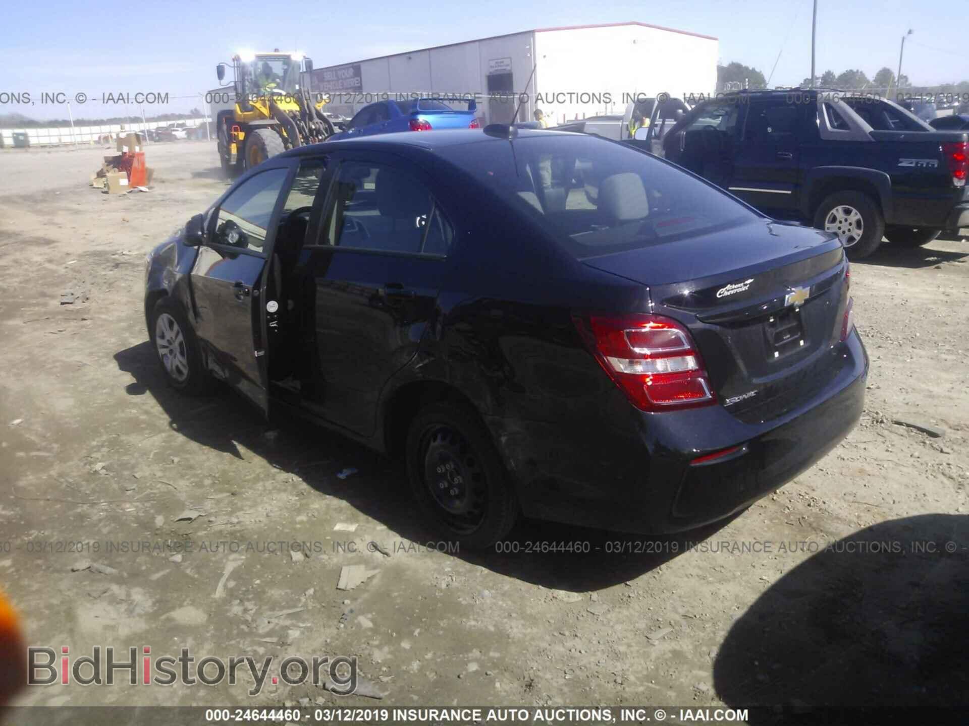 2018 CHEVROLET SONIC - VIN: 1G1JB5SH0J4134038 - Фото 3
