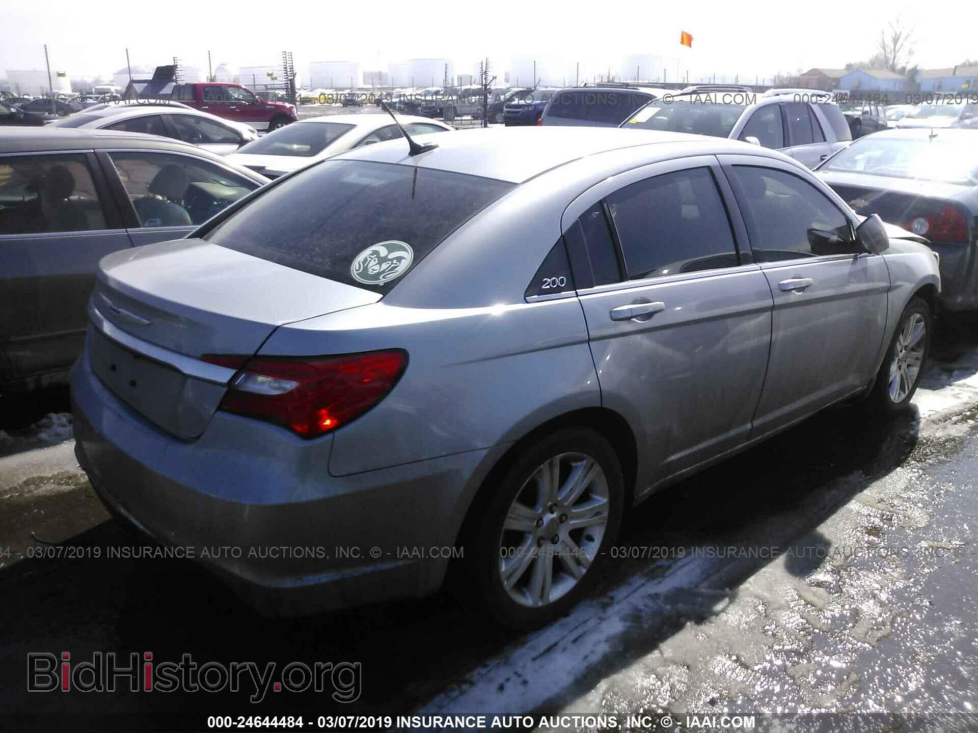2013 CHRYSLER 200 - VIN: 1C3CCBBB3DN545217 - Photo 4