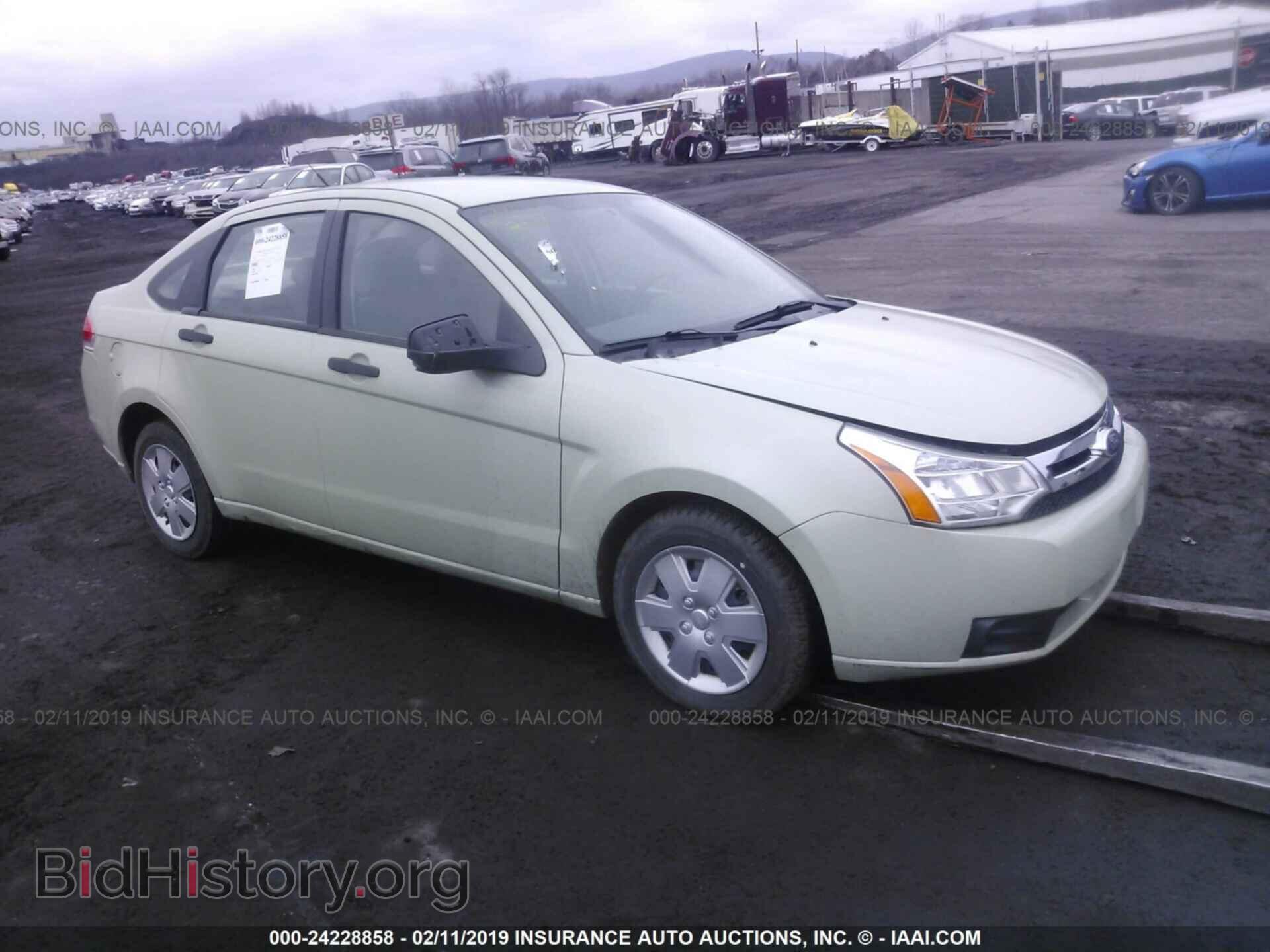 Photo 1FAHP3EN7BW203946 - FORD FOCUS 2011