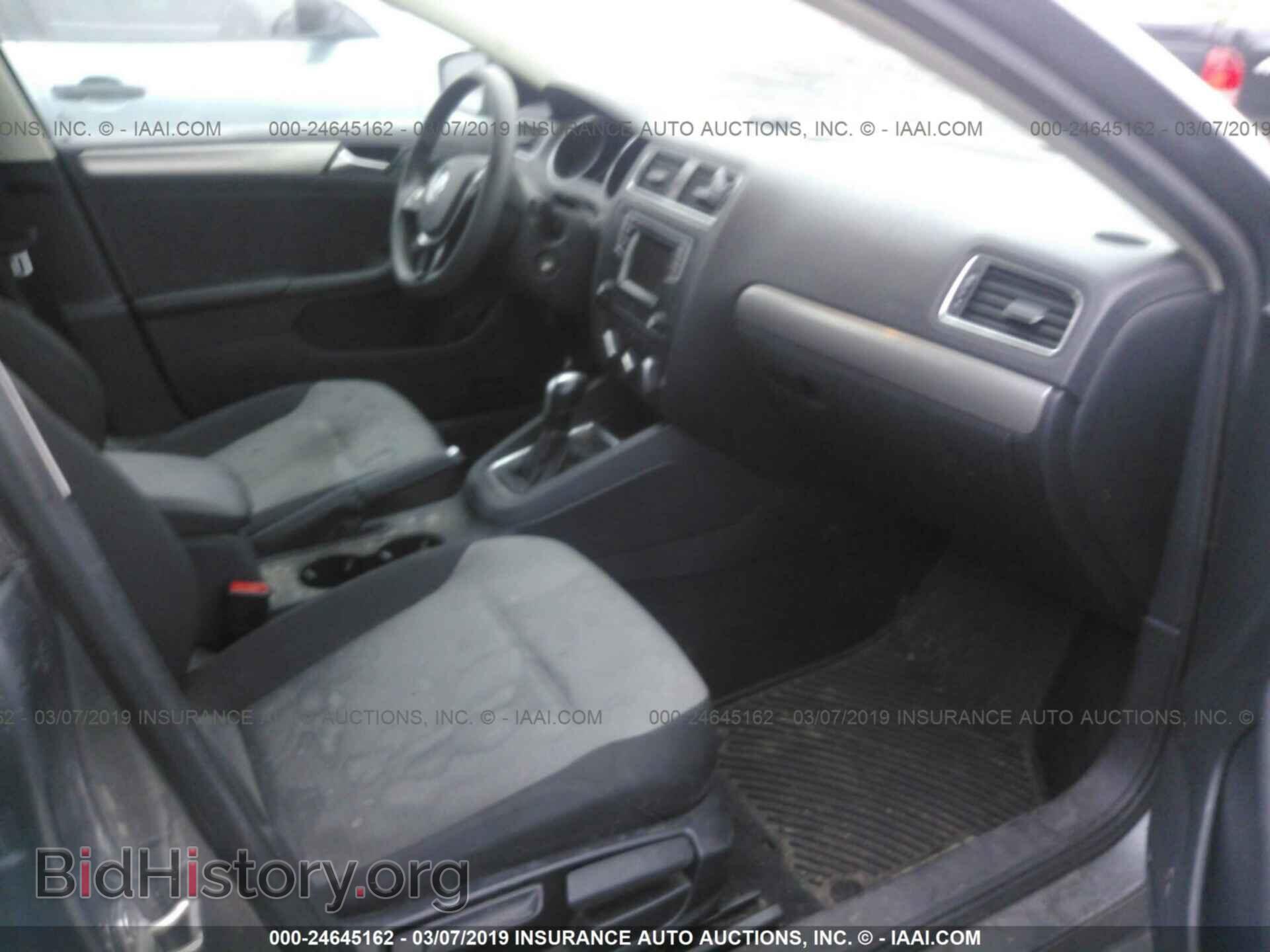 2017 VOLKSWAGEN JETTA - VIN: 3VW2B7AJ8HM231687 - Фото 5
