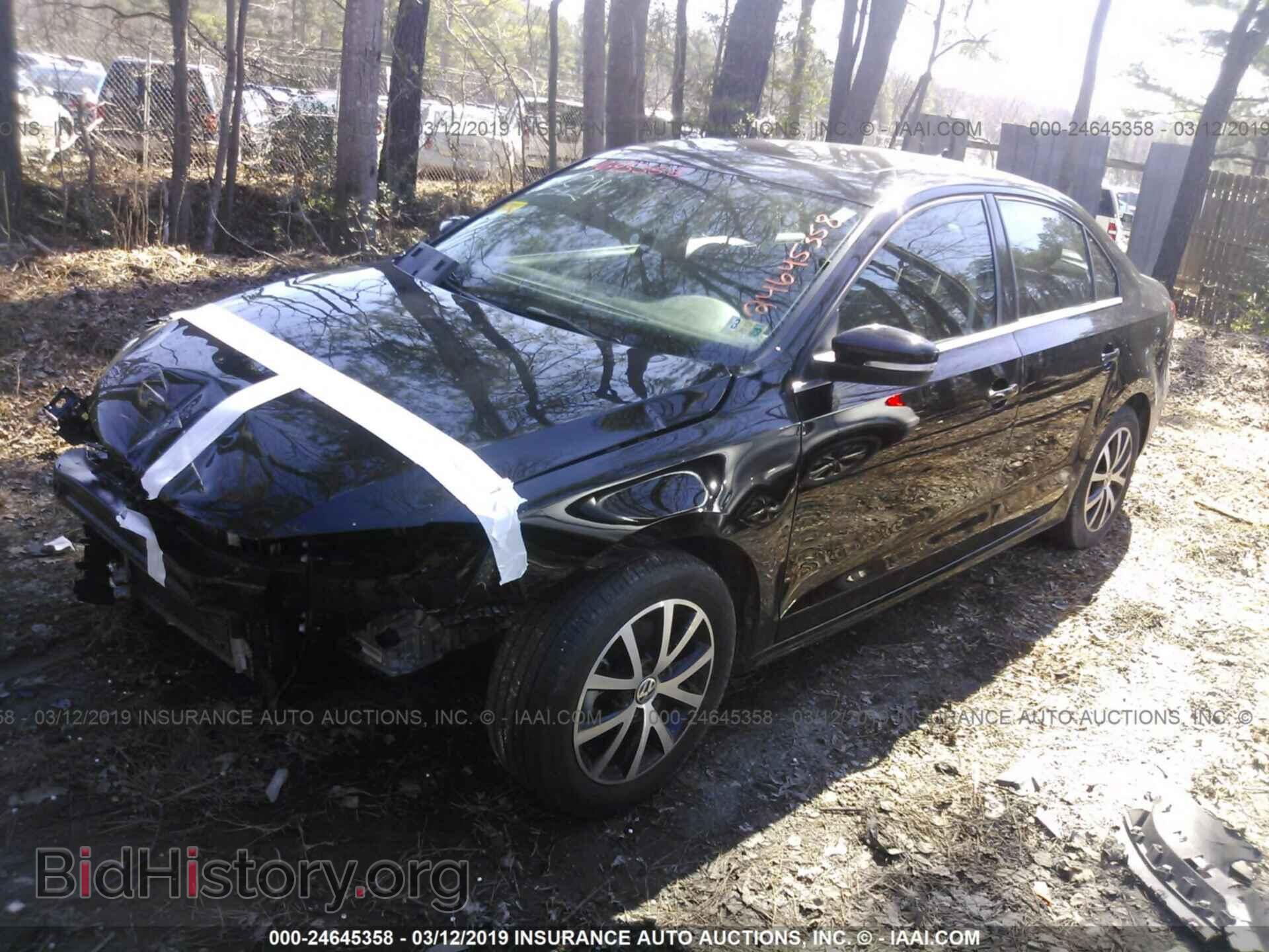 2017 VOLKSWAGEN JETTA - VIN: 3VWDB7AJ7HM304539 - Photo 2