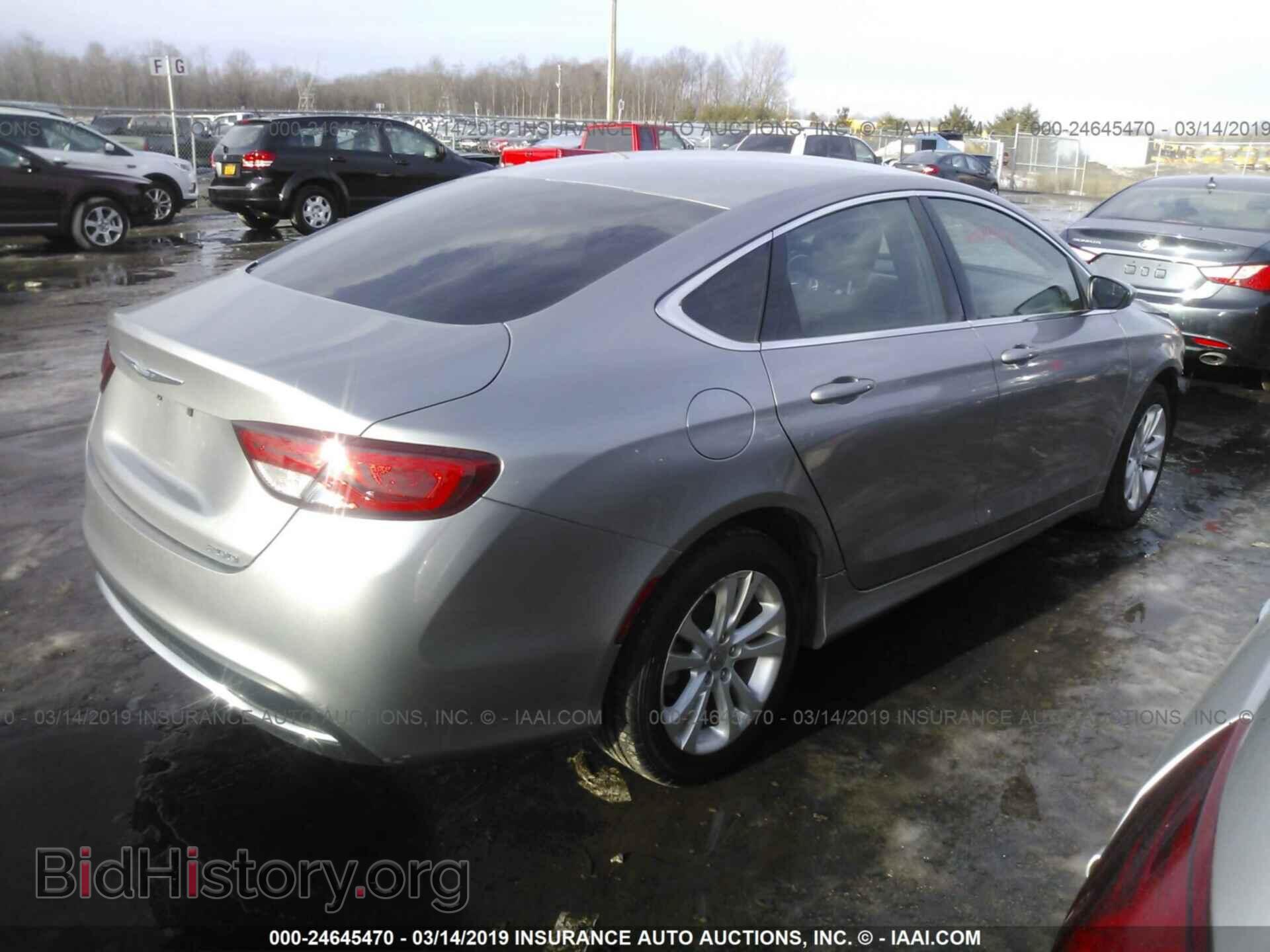 2016 CHRYSLER 200 - VIN: 1C3CCCAB1GN102043 - Photo 4