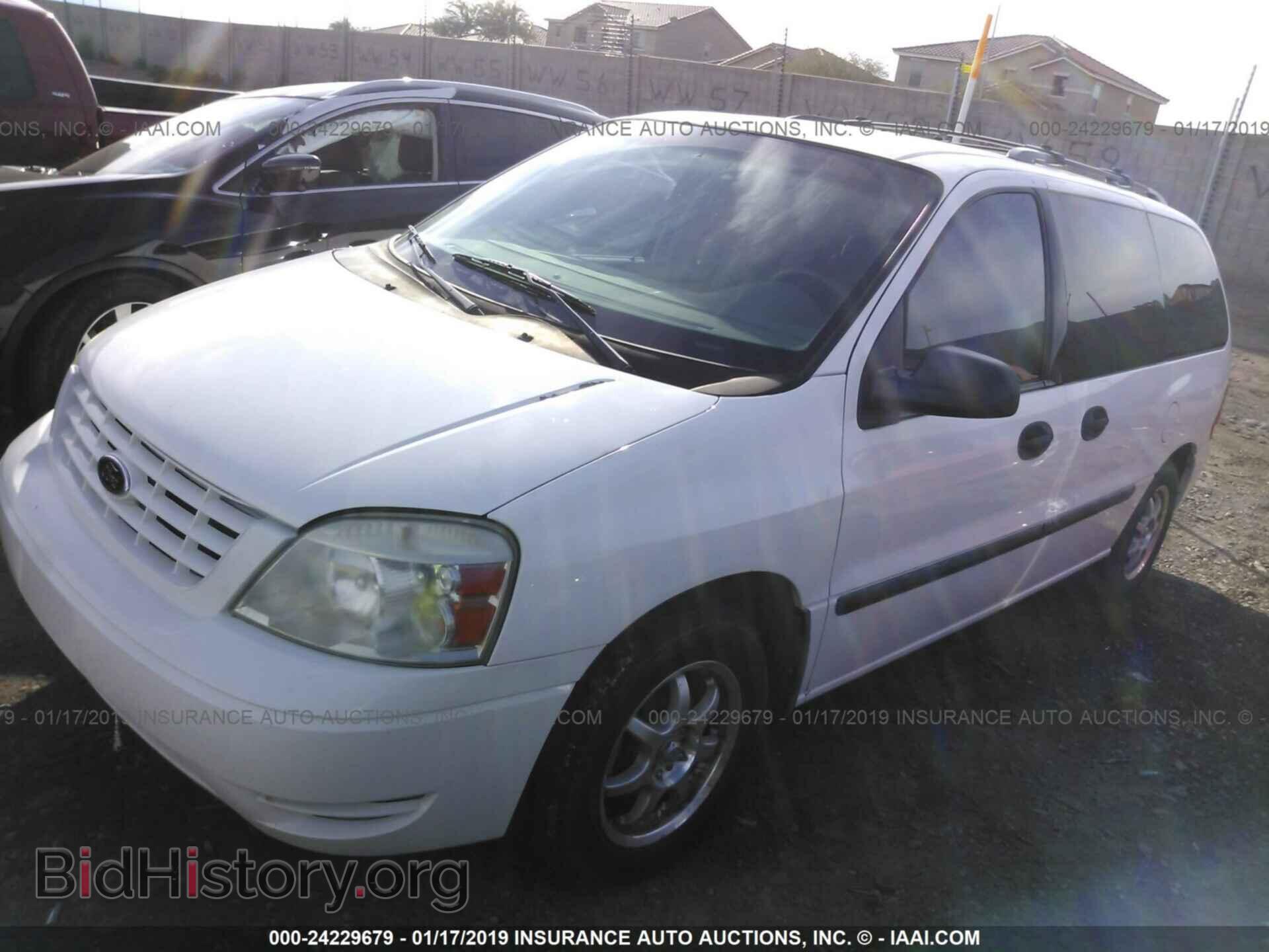 2005 FORD FREESTAR - VIN: 2FMDA51635BA22395 - Фото 2