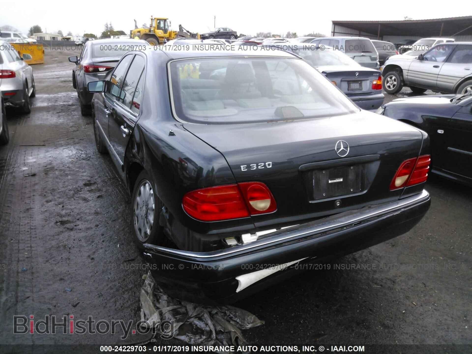 1996 MERCEDES-BENZ E - VIN: WDBJF55FXTJ024526 - Photo 3